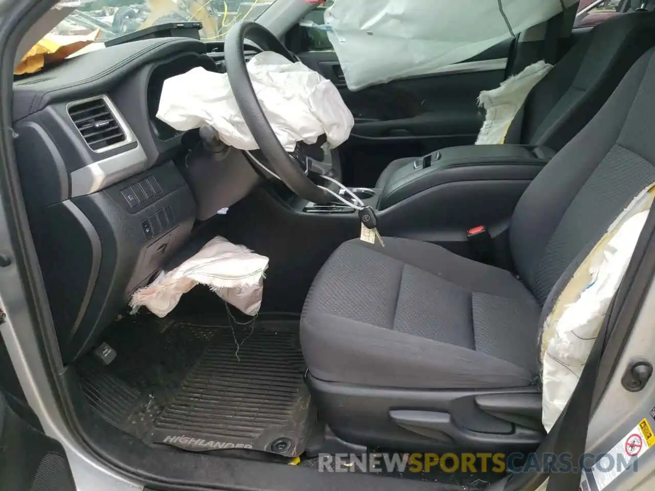 5 Photograph of a damaged car 5TDZARFH5KS061236 TOYOTA HIGHLANDER 2019