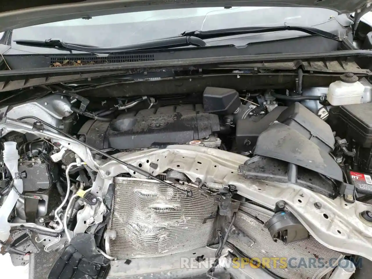 7 Photograph of a damaged car 5TDZARFH5KS061236 TOYOTA HIGHLANDER 2019