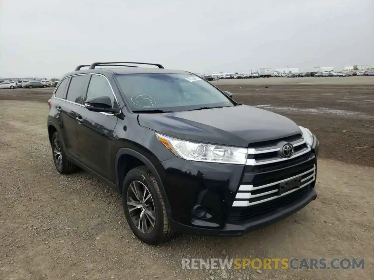 1 Photograph of a damaged car 5TDZARFH6KS042954 TOYOTA HIGHLANDER 2019