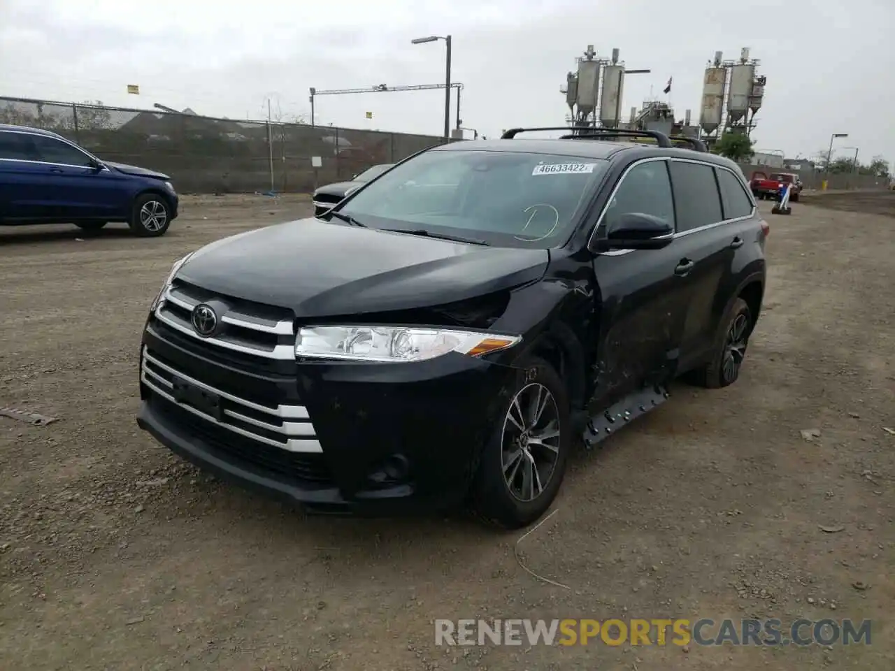 2 Photograph of a damaged car 5TDZARFH6KS042954 TOYOTA HIGHLANDER 2019