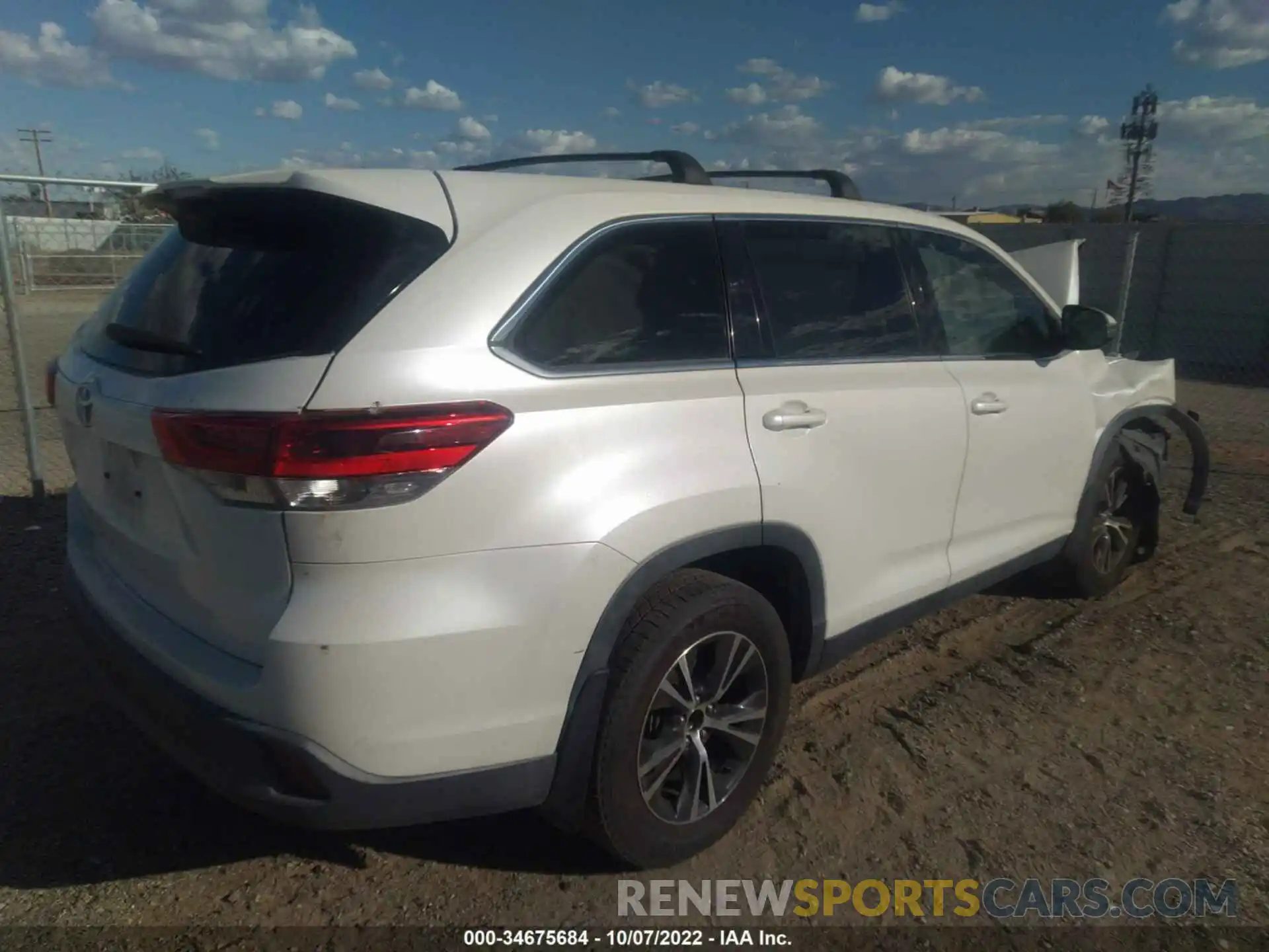 4 Фотография поврежденного автомобиля 5TDZARFH6KS044185 TOYOTA HIGHLANDER 2019