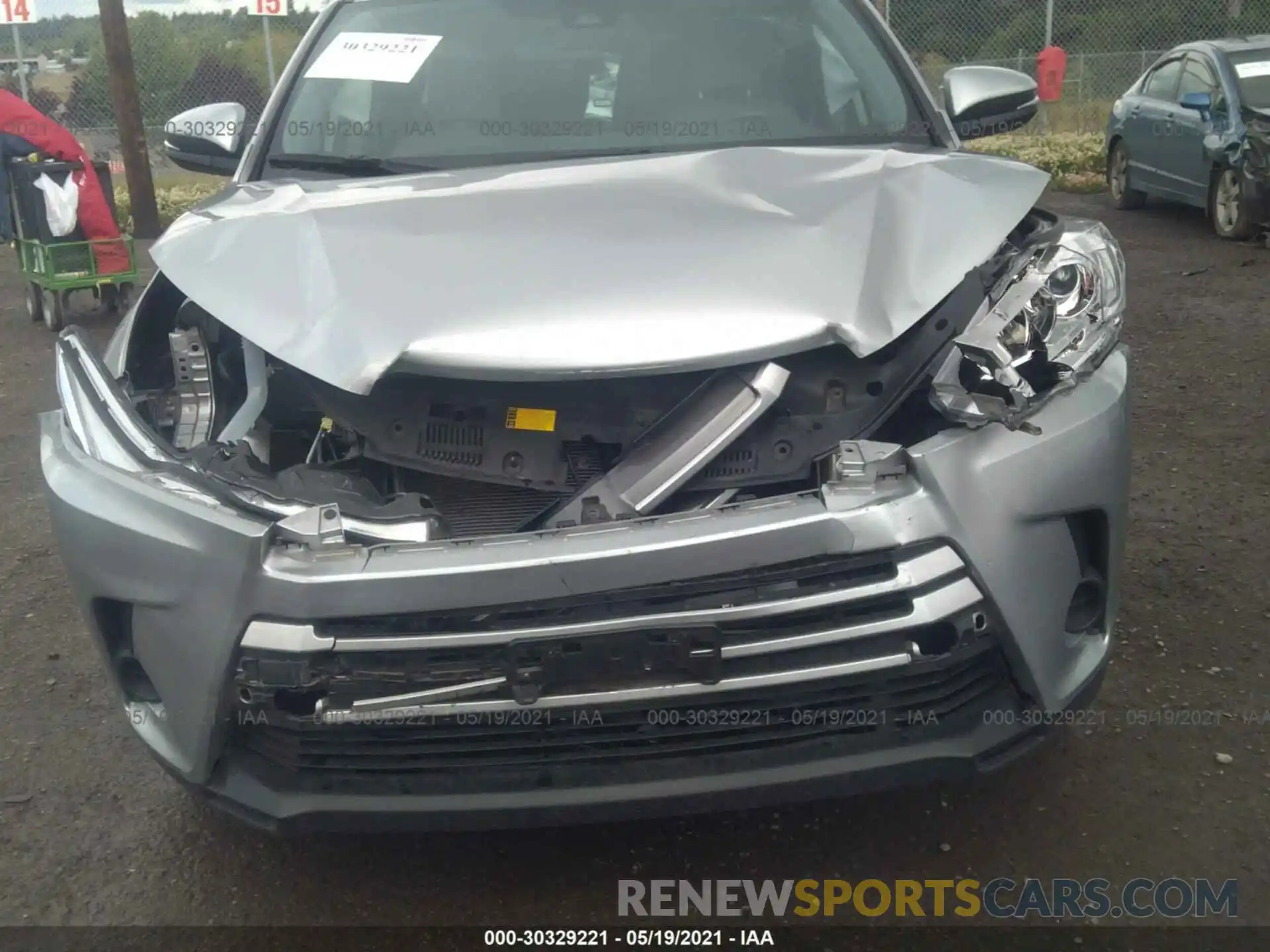 6 Photograph of a damaged car 5TDZARFH6KS044767 TOYOTA HIGHLANDER 2019