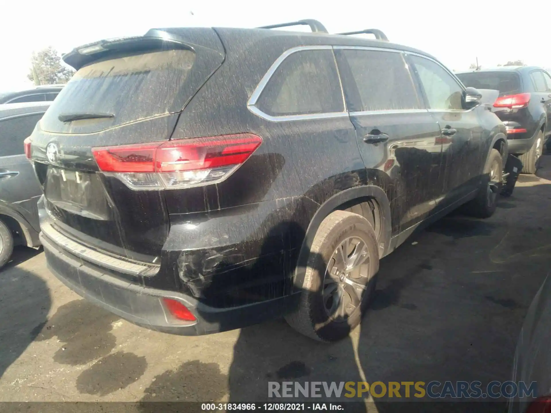 4 Фотография поврежденного автомобиля 5TDZARFH6KS052352 TOYOTA HIGHLANDER 2019