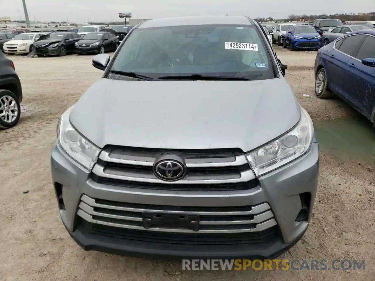 5 Фотография поврежденного автомобиля 5TDZARFH6KS053422 TOYOTA HIGHLANDER 2019