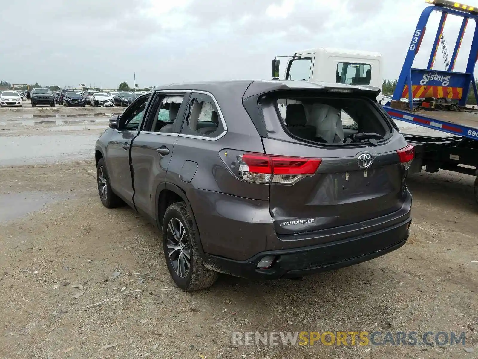 3 Фотография поврежденного автомобиля 5TDZARFH6KS054053 TOYOTA HIGHLANDER 2019