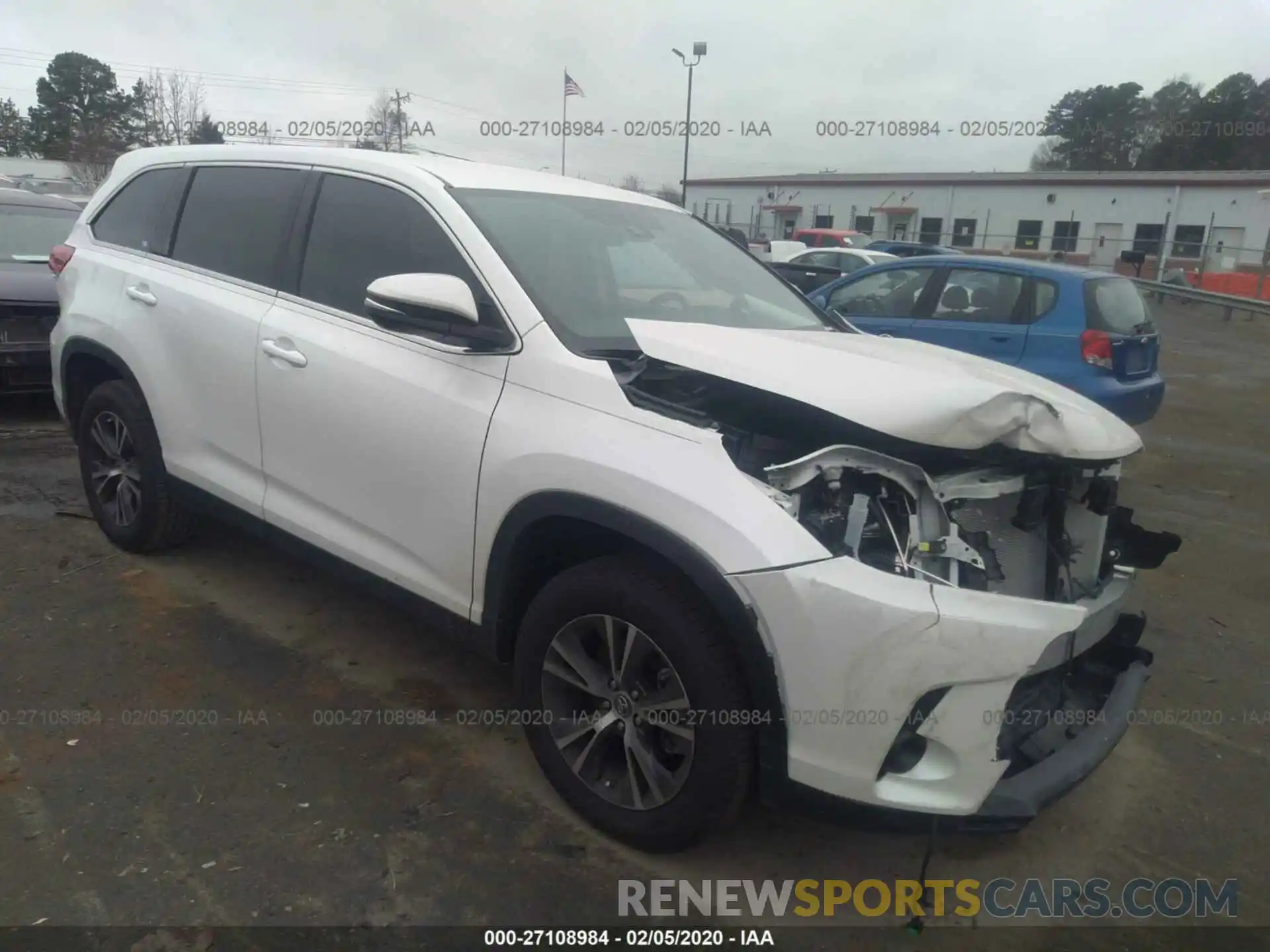 1 Photograph of a damaged car 5TDZARFH6KS054344 TOYOTA HIGHLANDER 2019