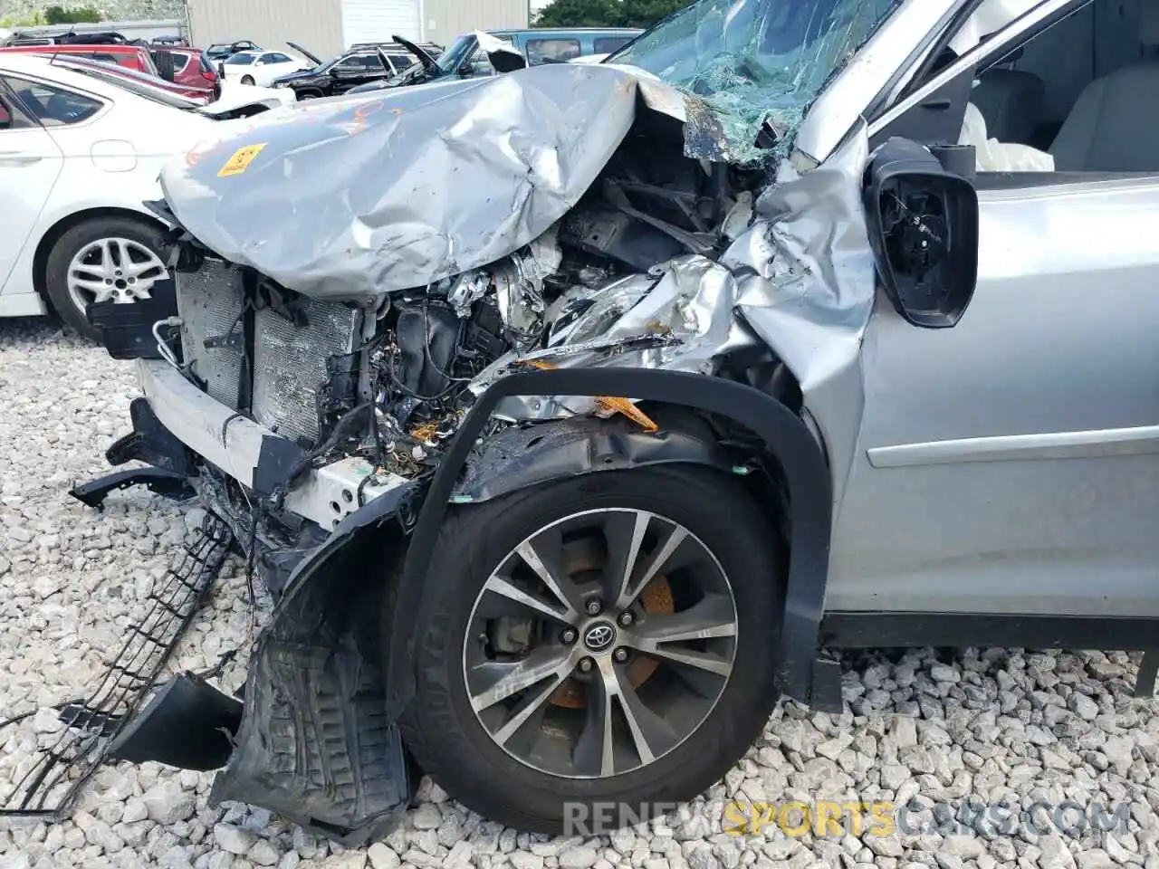 9 Фотография поврежденного автомобиля 5TDZARFH7KS042512 TOYOTA HIGHLANDER 2019