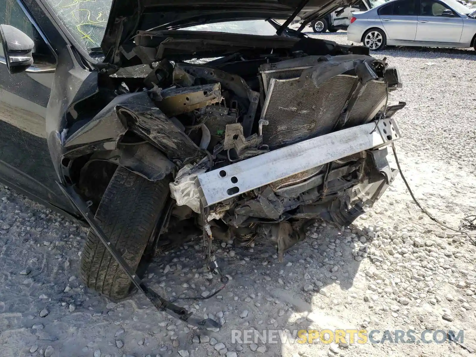 9 Photograph of a damaged car 5TDZARFH7KS044096 TOYOTA HIGHLANDER 2019