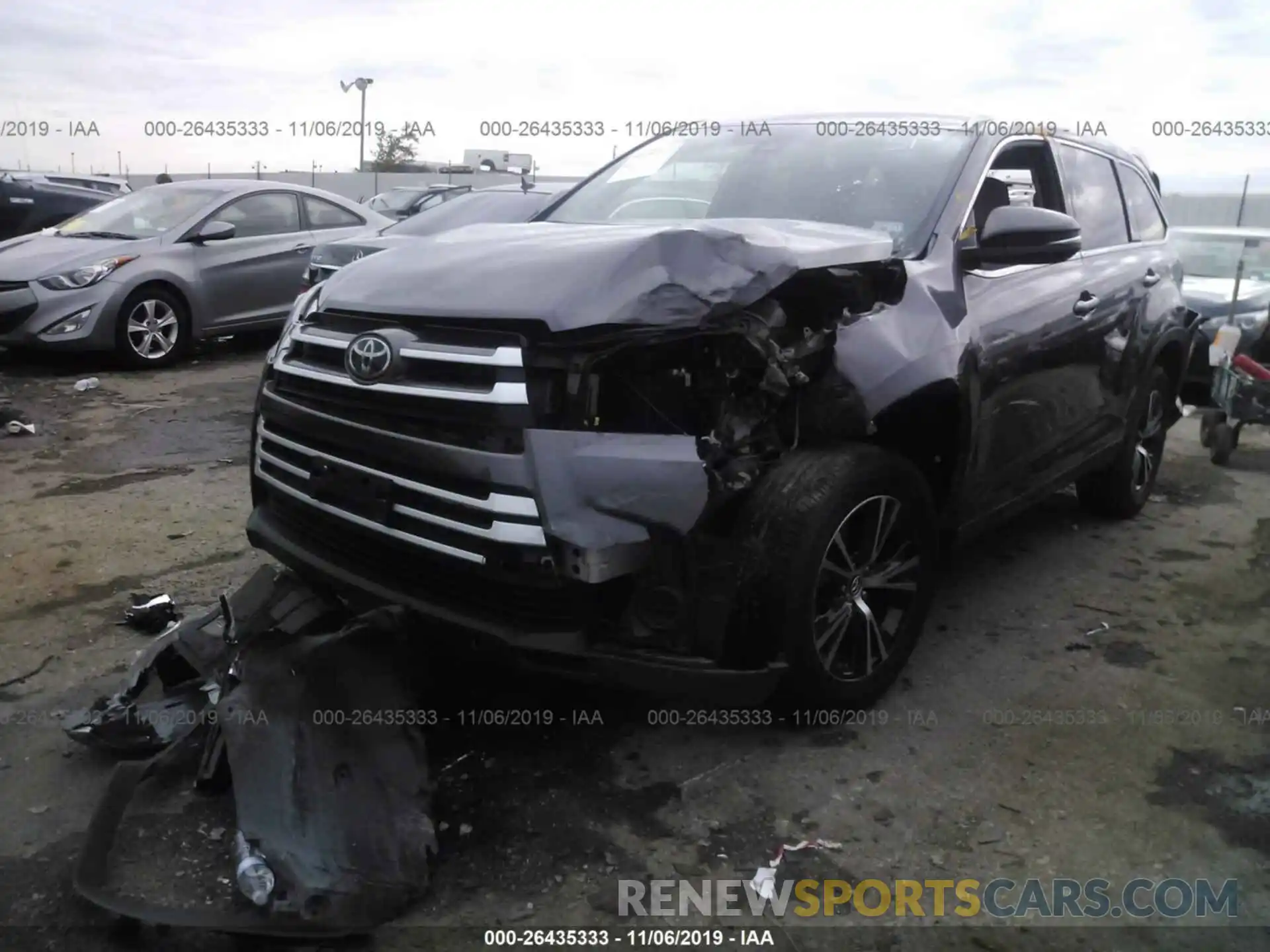 2 Photograph of a damaged car 5TDZARFH7KS047130 TOYOTA HIGHLANDER 2019