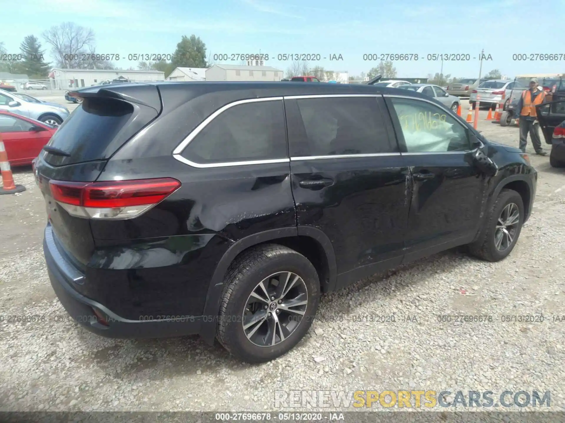 4 Фотография поврежденного автомобиля 5TDZARFH7KS047435 TOYOTA HIGHLANDER 2019