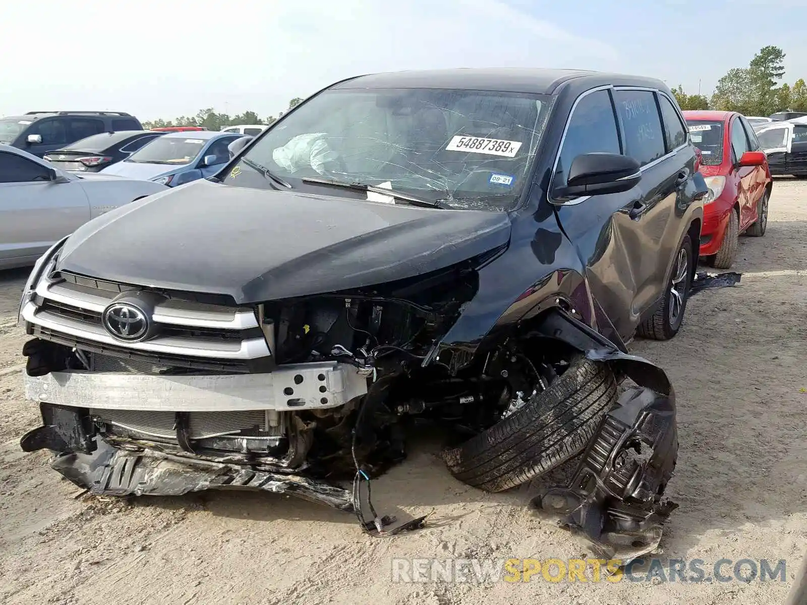 2 Фотография поврежденного автомобиля 5TDZARFH7KS054255 TOYOTA HIGHLANDER 2019