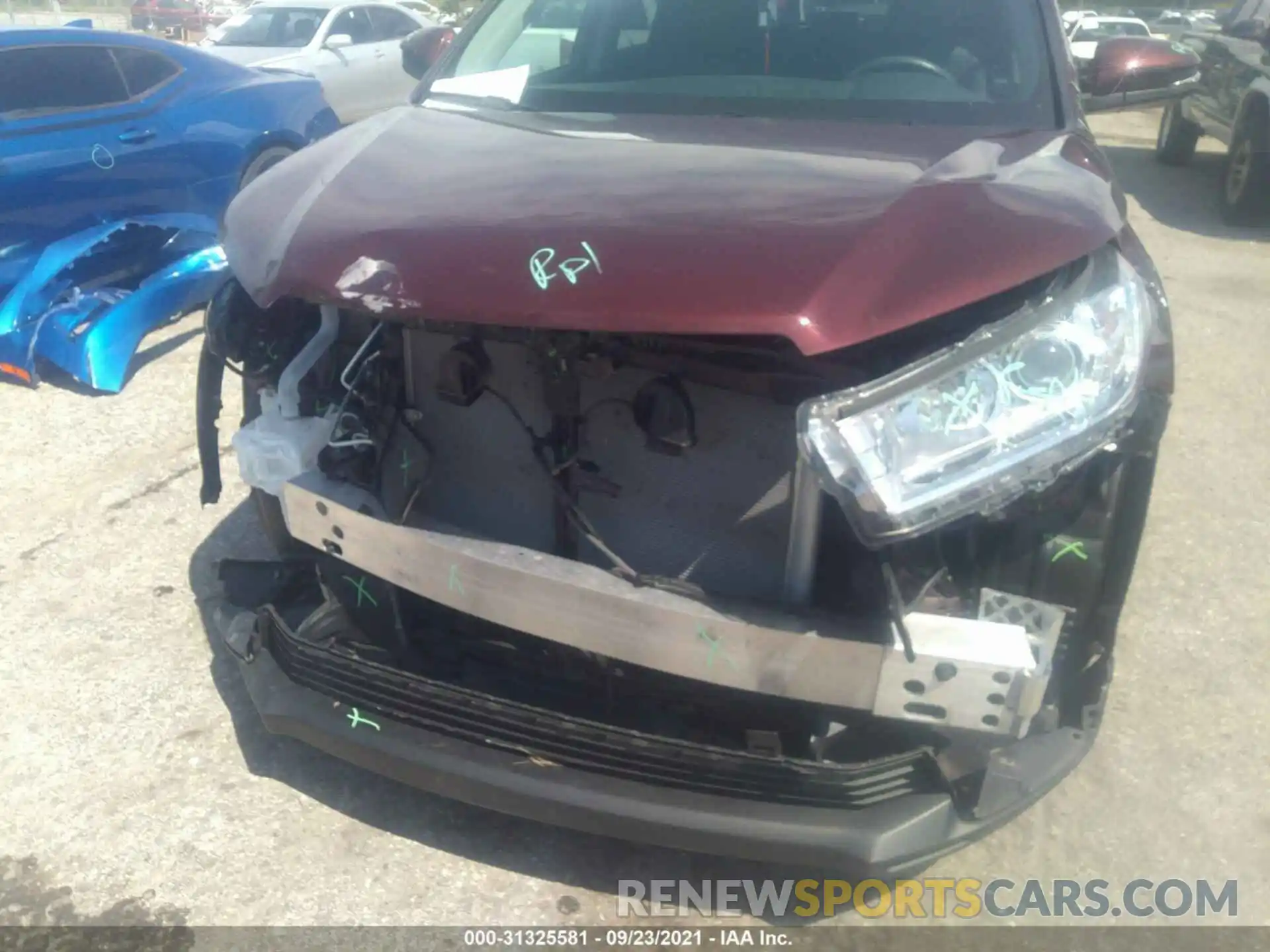 6 Photograph of a damaged car 5TDZARFH7KS054269 TOYOTA HIGHLANDER 2019