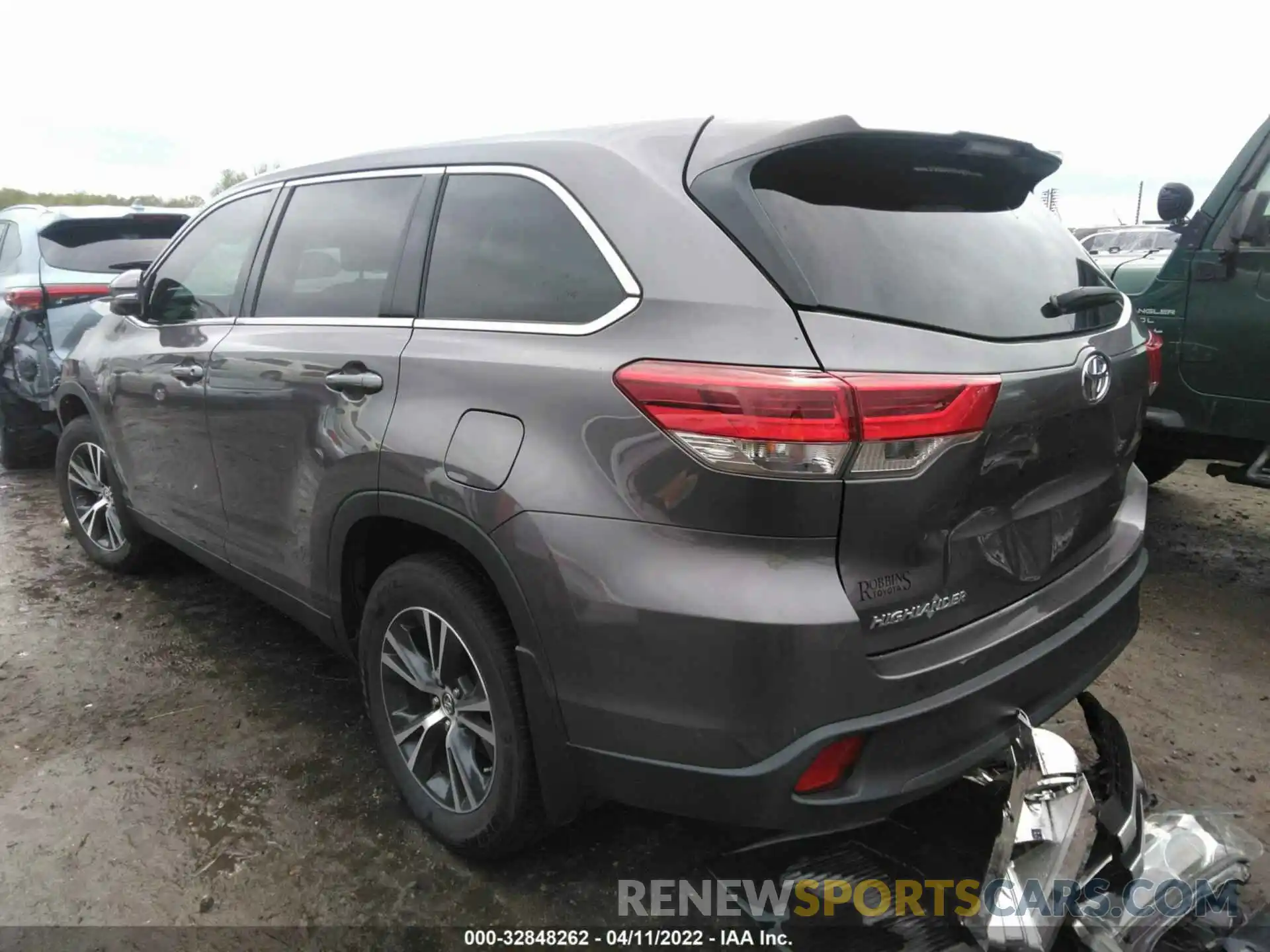 3 Фотография поврежденного автомобиля 5TDZARFH7KS055146 TOYOTA HIGHLANDER 2019