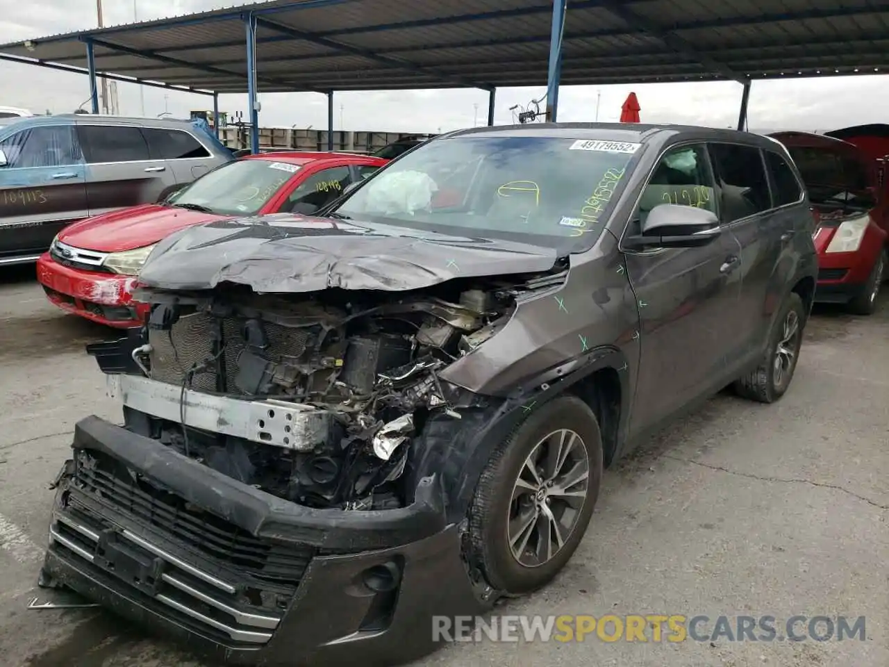 2 Фотография поврежденного автомобиля 5TDZARFH8KS042163 TOYOTA HIGHLANDER 2019