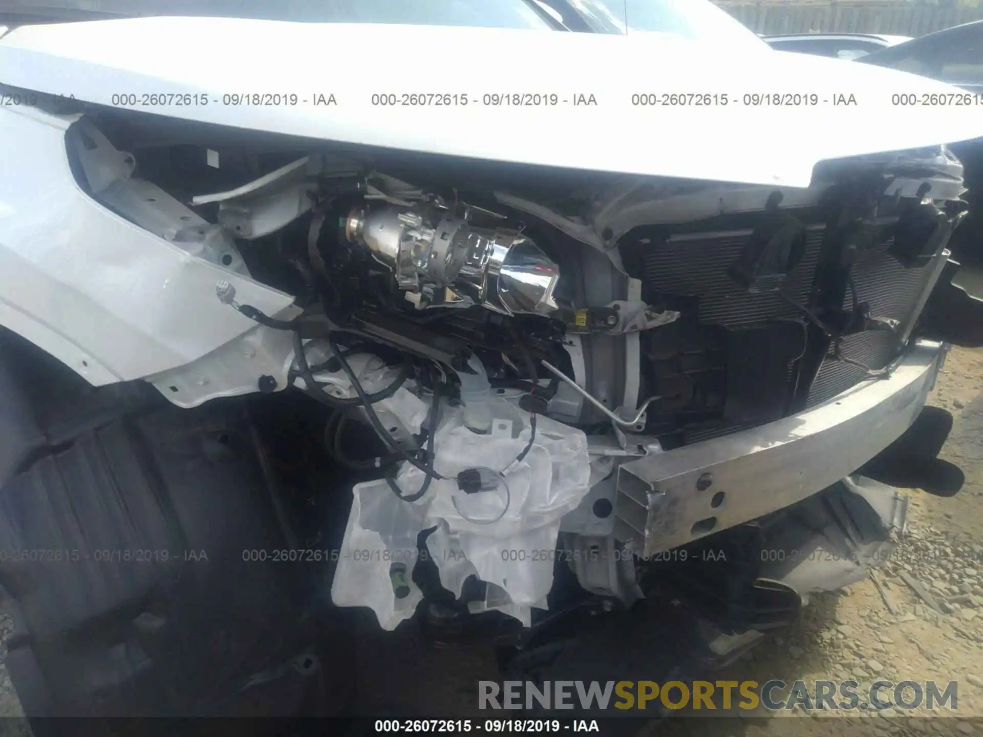 6 Photograph of a damaged car 5TDZARFH8KS042325 TOYOTA HIGHLANDER 2019