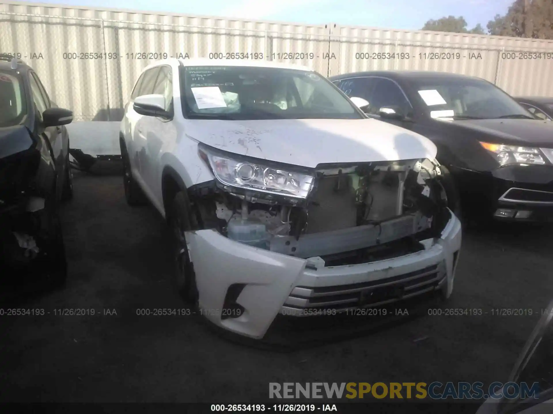 1 Photograph of a damaged car 5TDZARFH8KS043183 TOYOTA HIGHLANDER 2019