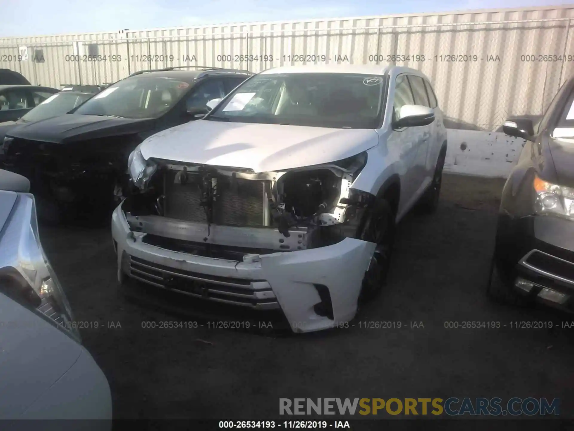 2 Photograph of a damaged car 5TDZARFH8KS043183 TOYOTA HIGHLANDER 2019