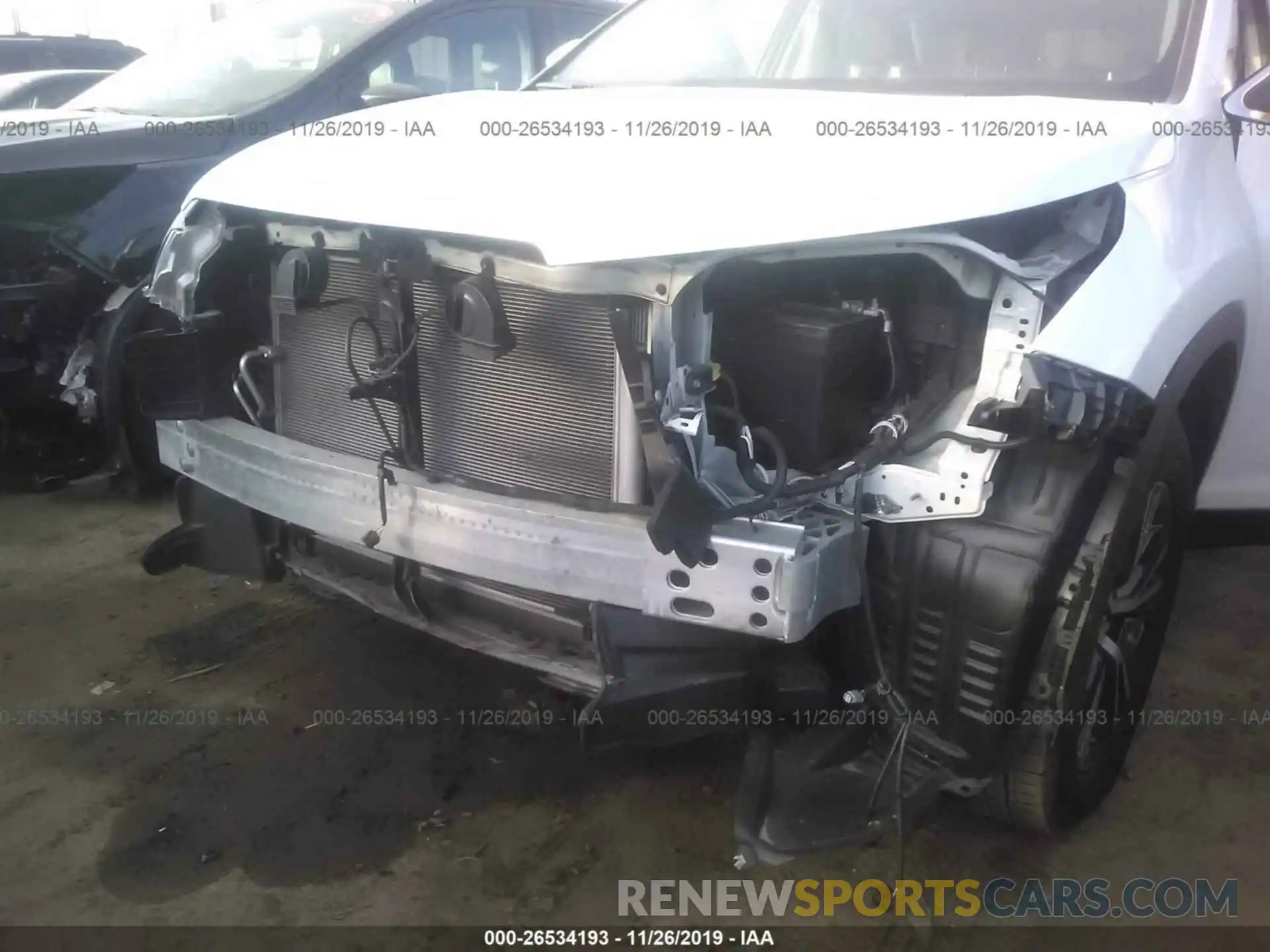 6 Photograph of a damaged car 5TDZARFH8KS043183 TOYOTA HIGHLANDER 2019