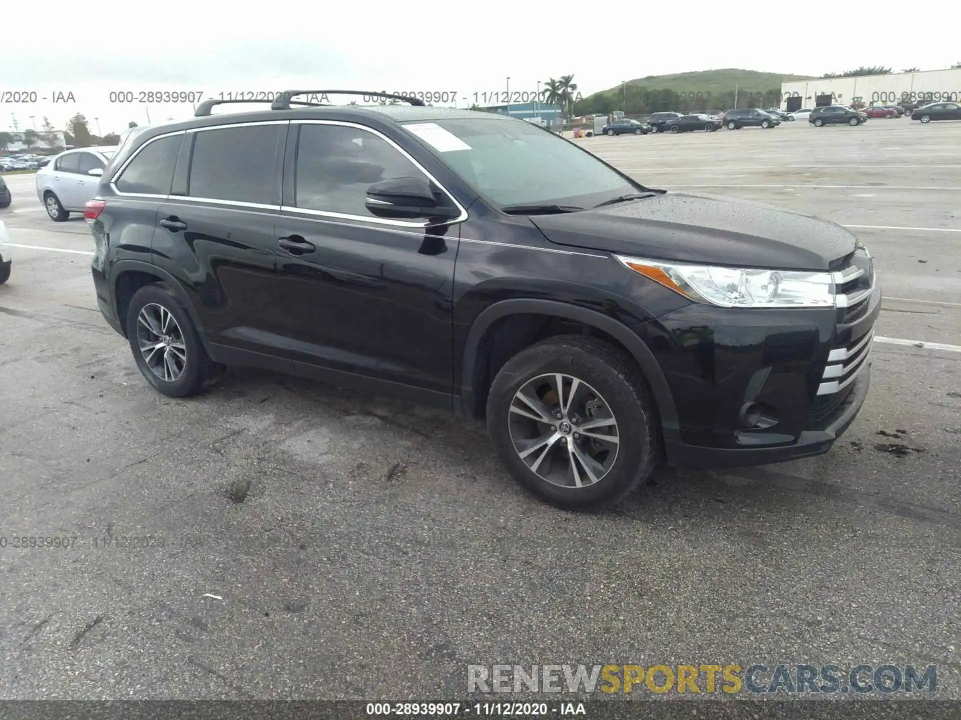 1 Photograph of a damaged car 5TDZARFH8KS044043 TOYOTA HIGHLANDER 2019