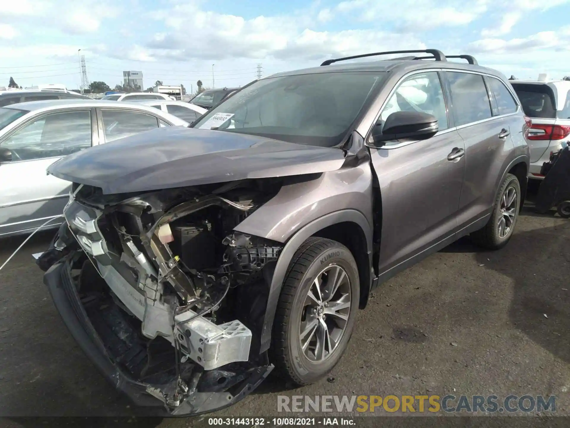 2 Фотография поврежденного автомобиля 5TDZARFH8KS045726 TOYOTA HIGHLANDER 2019