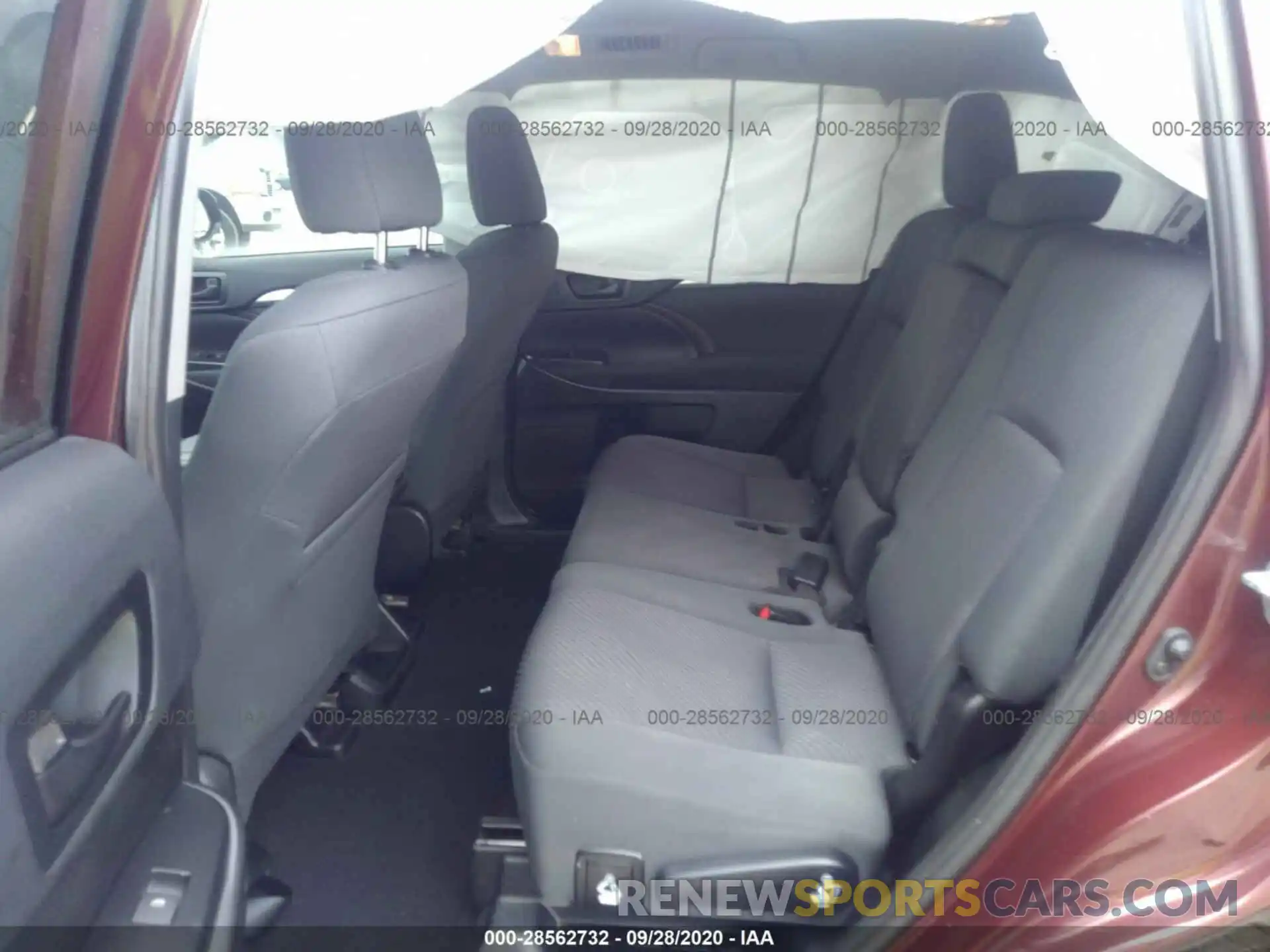 8 Фотография поврежденного автомобиля 5TDZARFH8KS046228 TOYOTA HIGHLANDER 2019