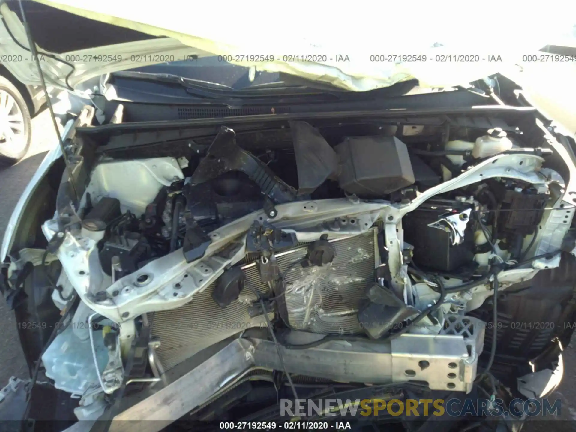 10 Photograph of a damaged car 5TDZARFH8KS047590 TOYOTA HIGHLANDER 2019