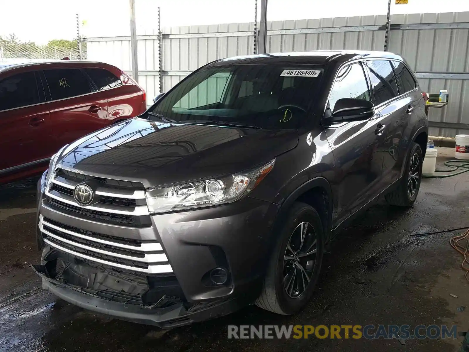 2 Photograph of a damaged car 5TDZARFH8KS048500 TOYOTA HIGHLANDER 2019