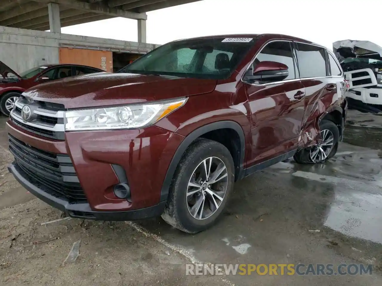 2 Photograph of a damaged car 5TDZARFH8KS053812 TOYOTA HIGHLANDER 2019