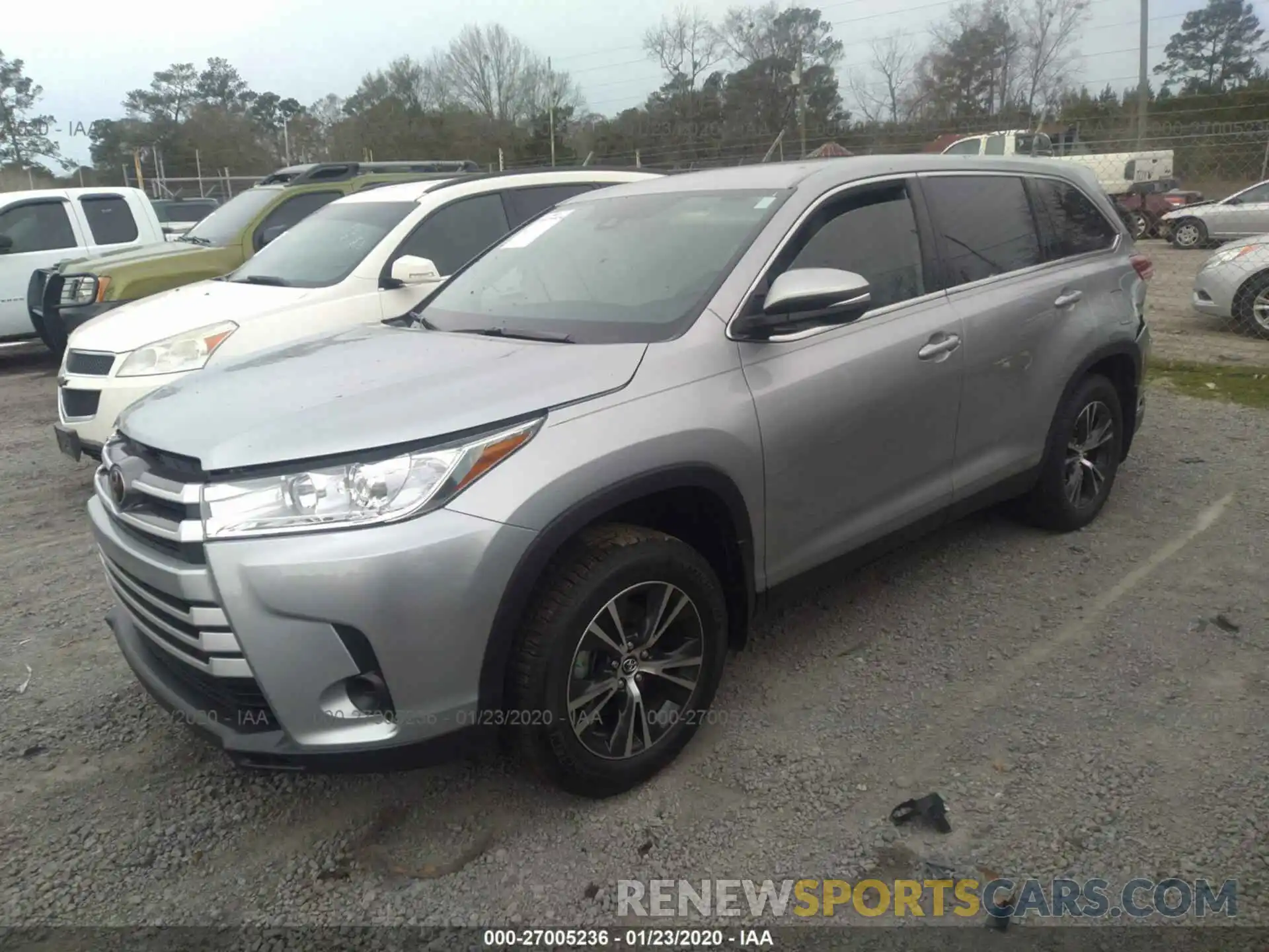 2 Photograph of a damaged car 5TDZARFH8KS055432 TOYOTA HIGHLANDER 2019