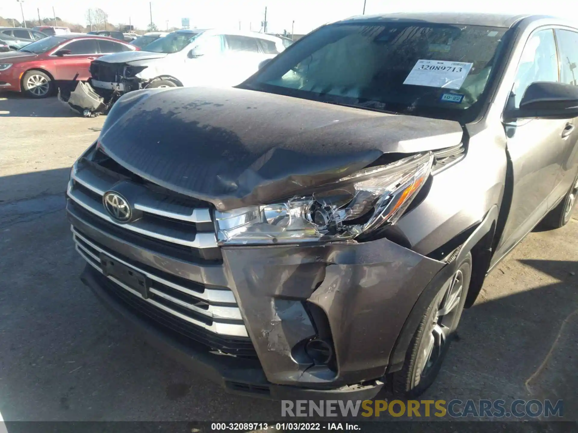 6 Photograph of a damaged car 5TDZARFH8KS056323 TOYOTA HIGHLANDER 2019