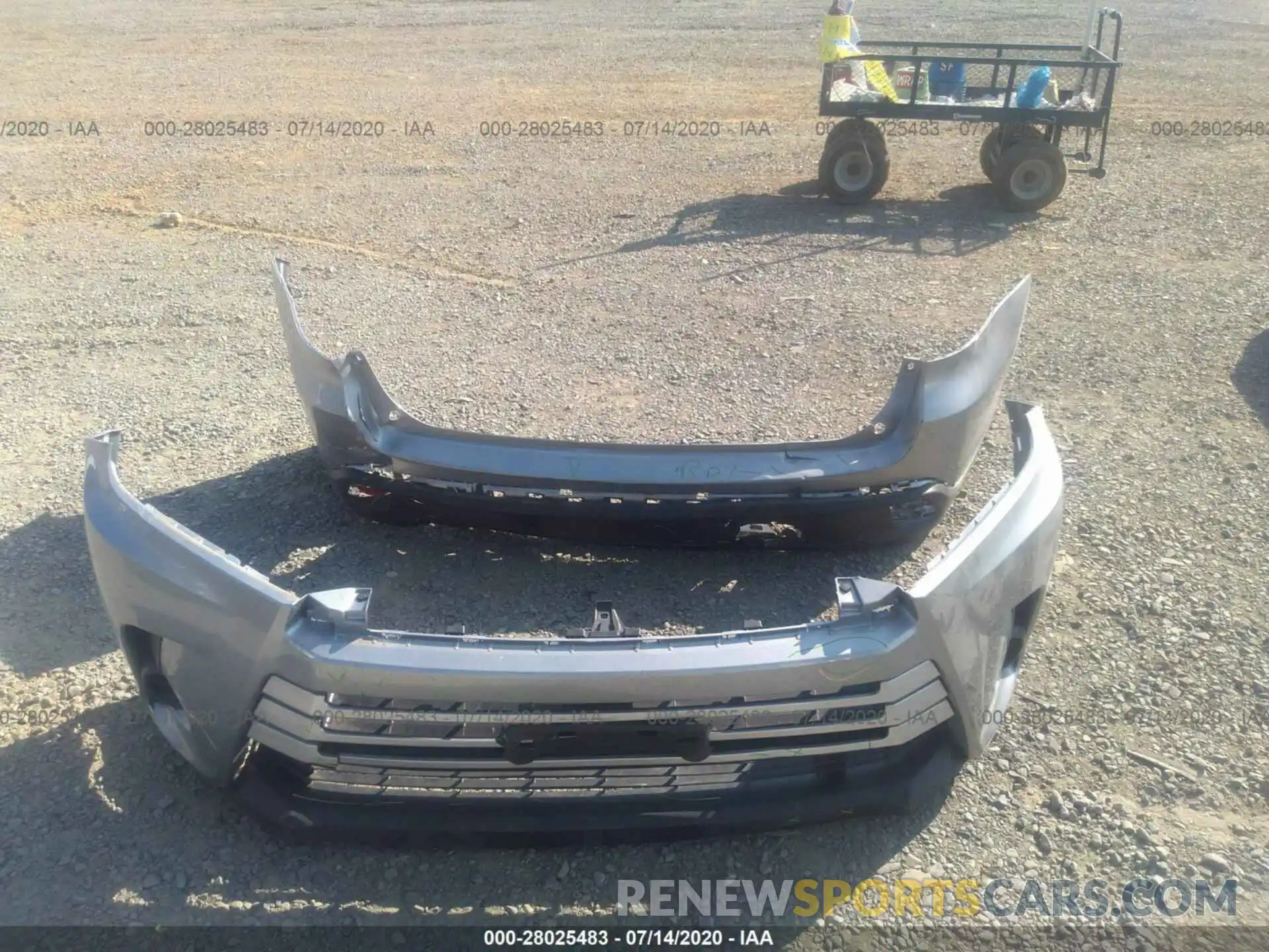 12 Photograph of a damaged car 5TDZARFH8KS058122 TOYOTA HIGHLANDER 2019