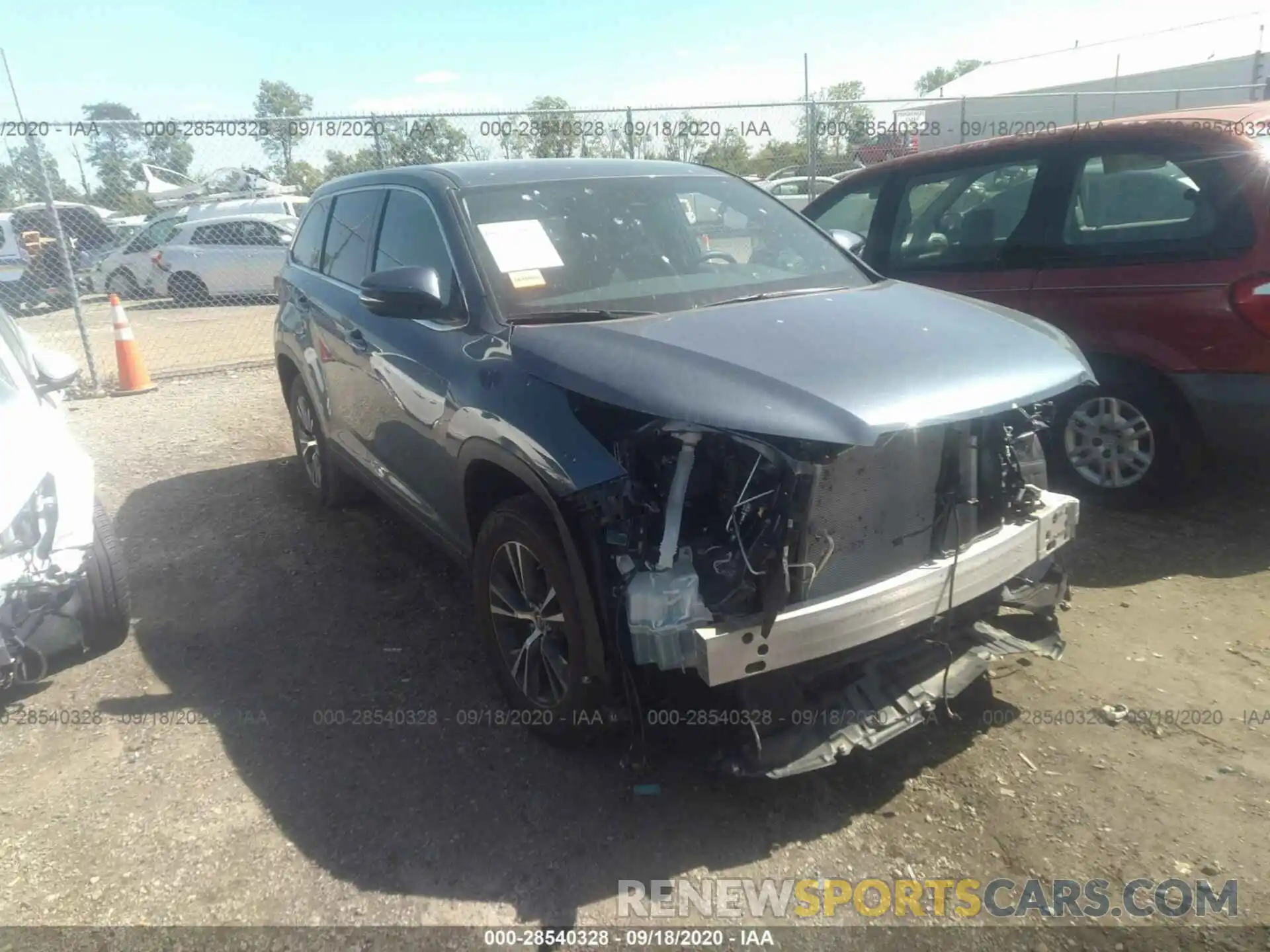 1 Photograph of a damaged car 5TDZARFH8KS059898 TOYOTA HIGHLANDER 2019