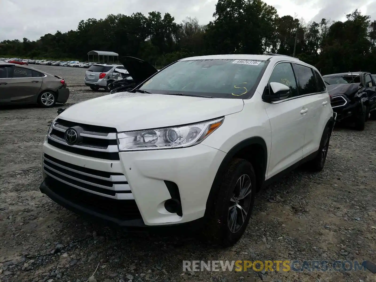 2 Photograph of a damaged car 5TDZARFH9KS042754 TOYOTA HIGHLANDER 2019