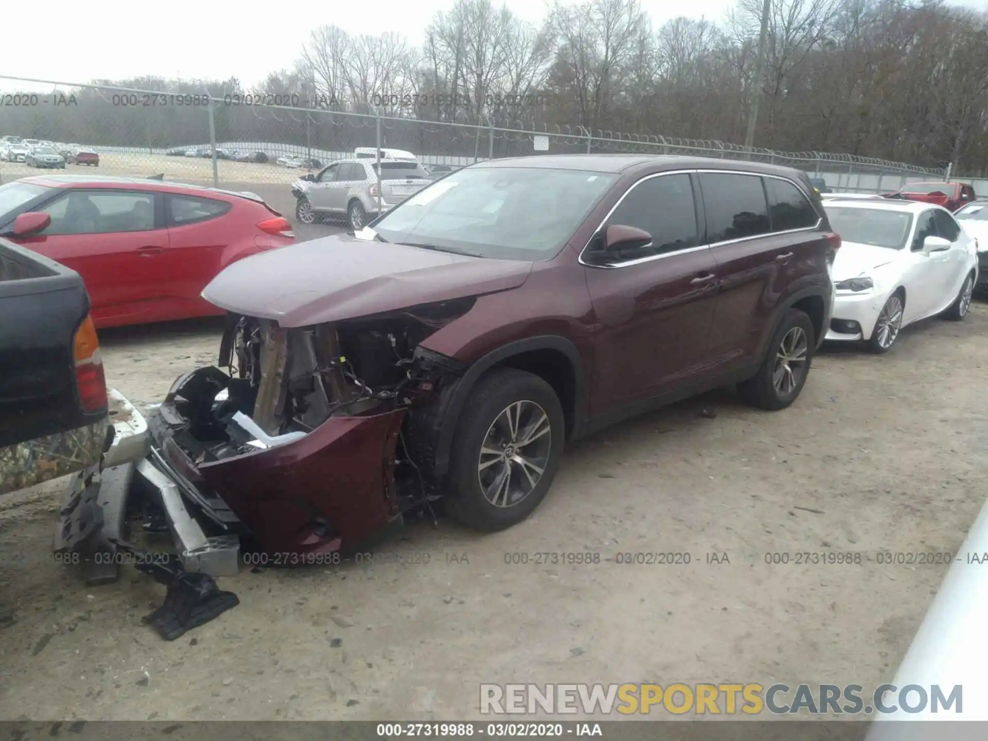 2 Photograph of a damaged car 5TDZARFH9KS044018 TOYOTA HIGHLANDER 2019