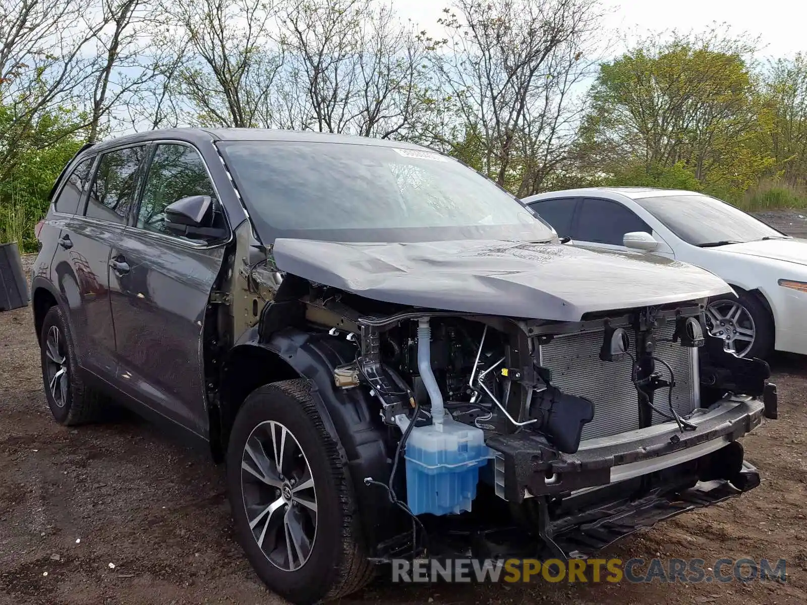 1 Photograph of a damaged car 5TDZARFH9KS049140 TOYOTA HIGHLANDER 2019