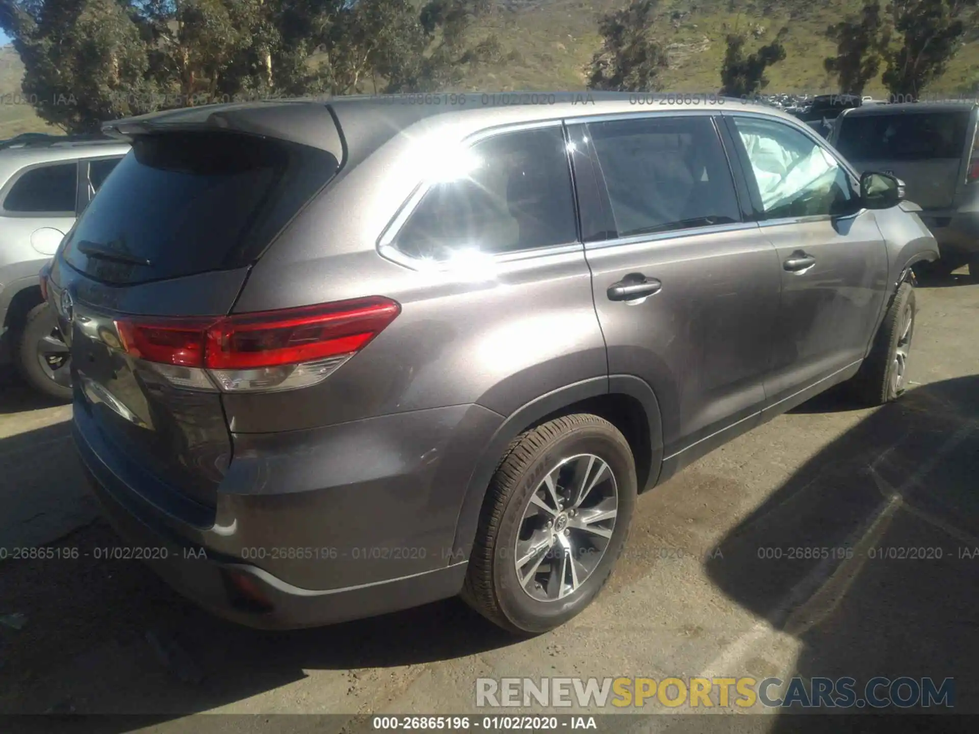 4 Фотография поврежденного автомобиля 5TDZARFH9KS049574 TOYOTA HIGHLANDER 2019