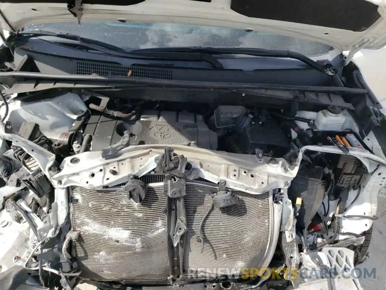 7 Photograph of a damaged car 5TDZARFH9KS055102 TOYOTA HIGHLANDER 2019