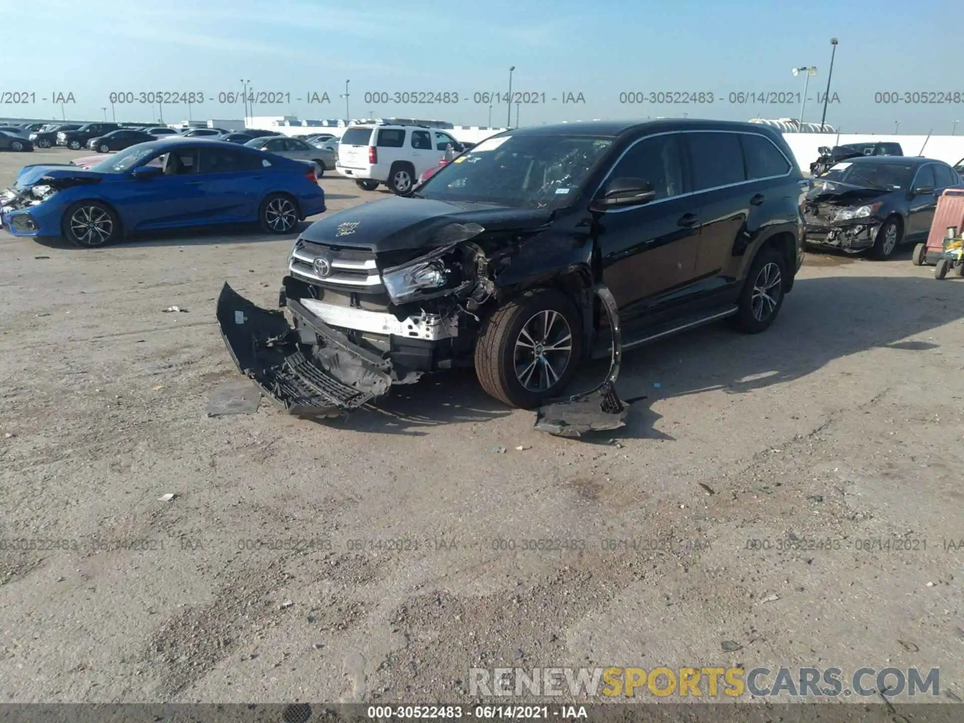 2 Photograph of a damaged car 5TDZARFH9KS058310 TOYOTA HIGHLANDER 2019