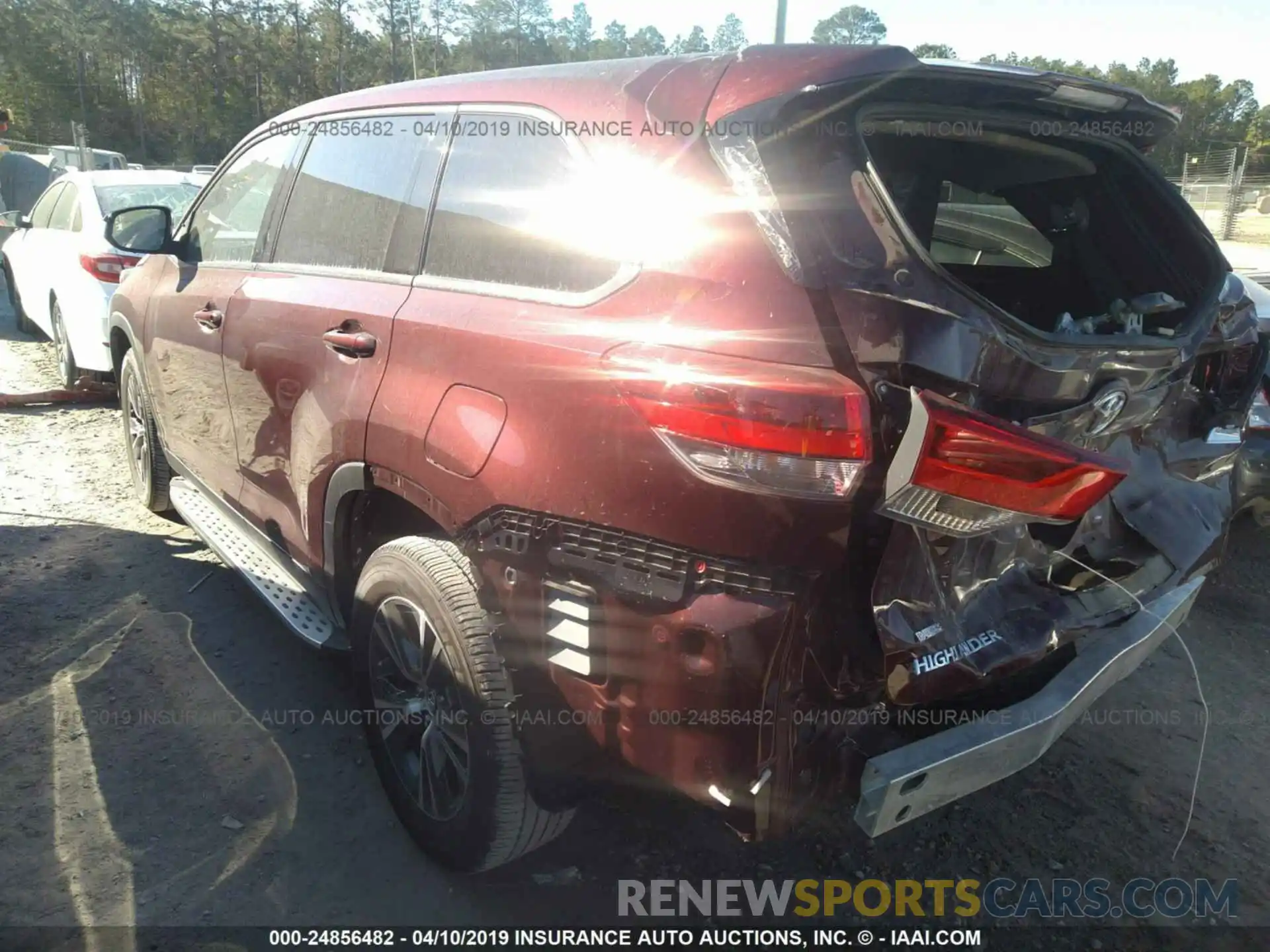 3 Фотография поврежденного автомобиля 5TDZARFHXKS042276 TOYOTA HIGHLANDER 2019