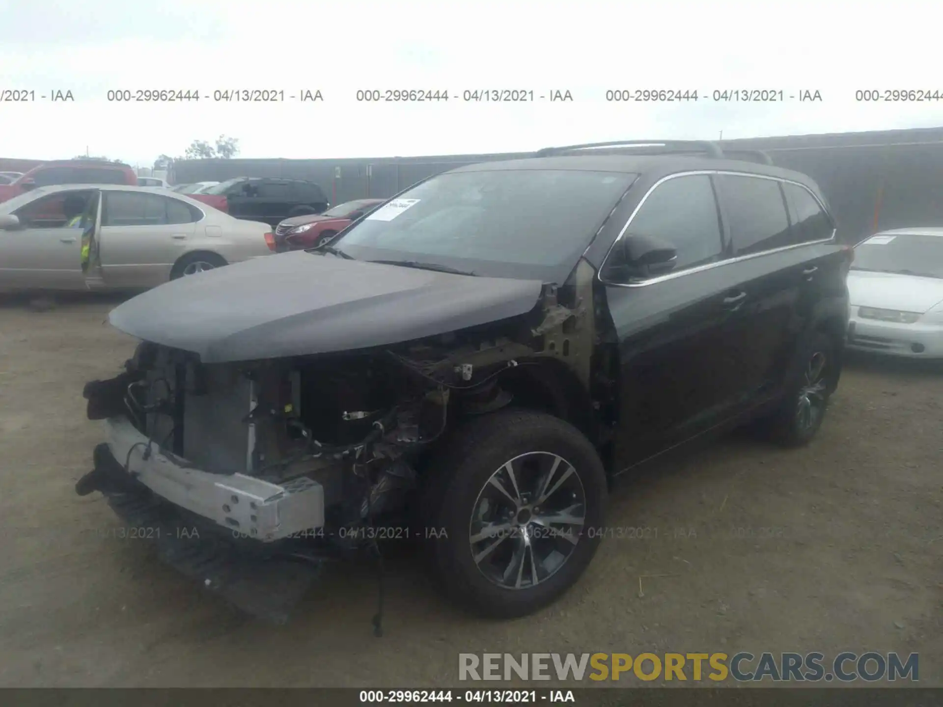 2 Photograph of a damaged car 5TDZARFHXKS044738 TOYOTA HIGHLANDER 2019