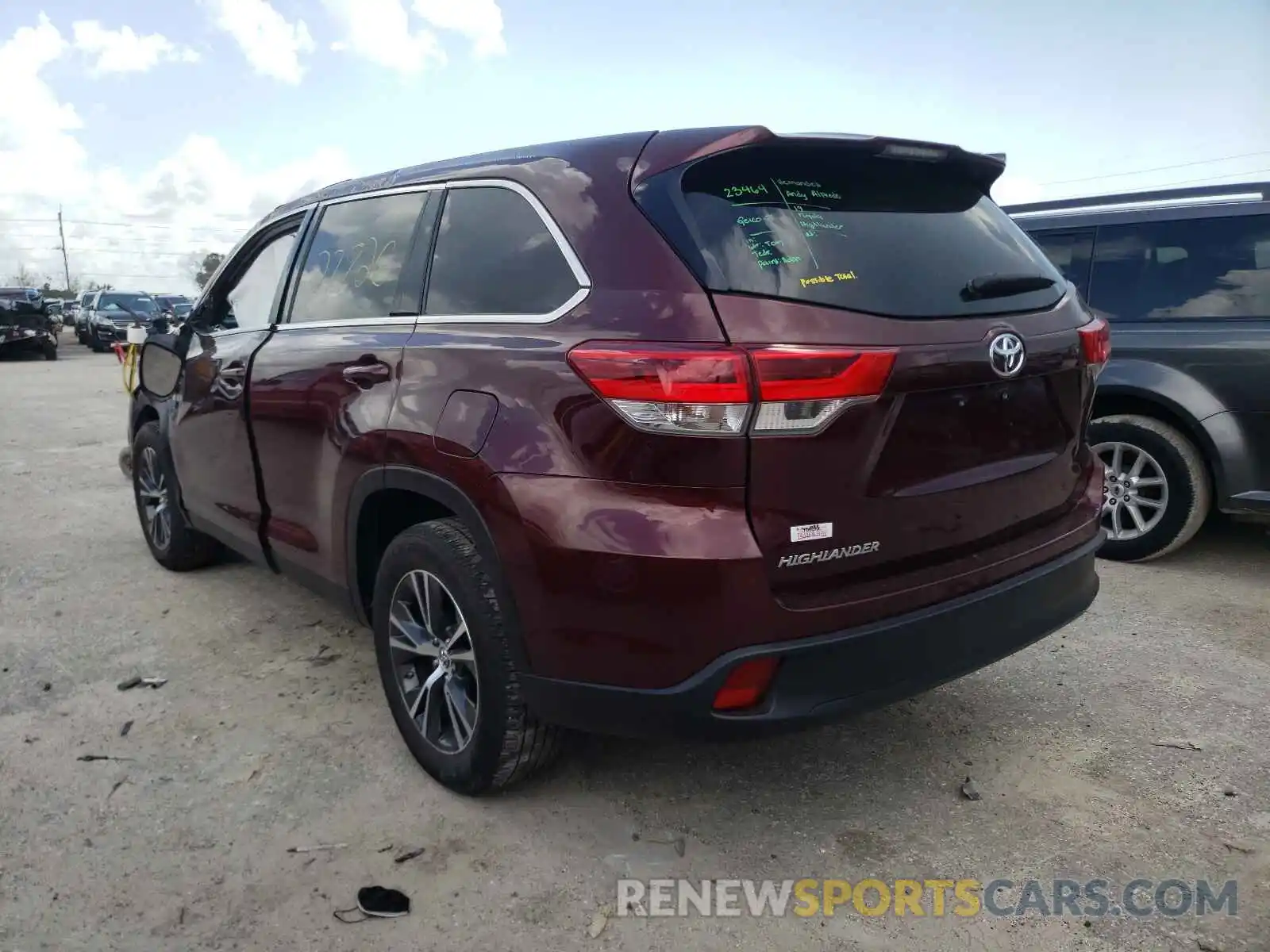 3 Фотография поврежденного автомобиля 5TDZARFHXKS050426 TOYOTA HIGHLANDER 2019