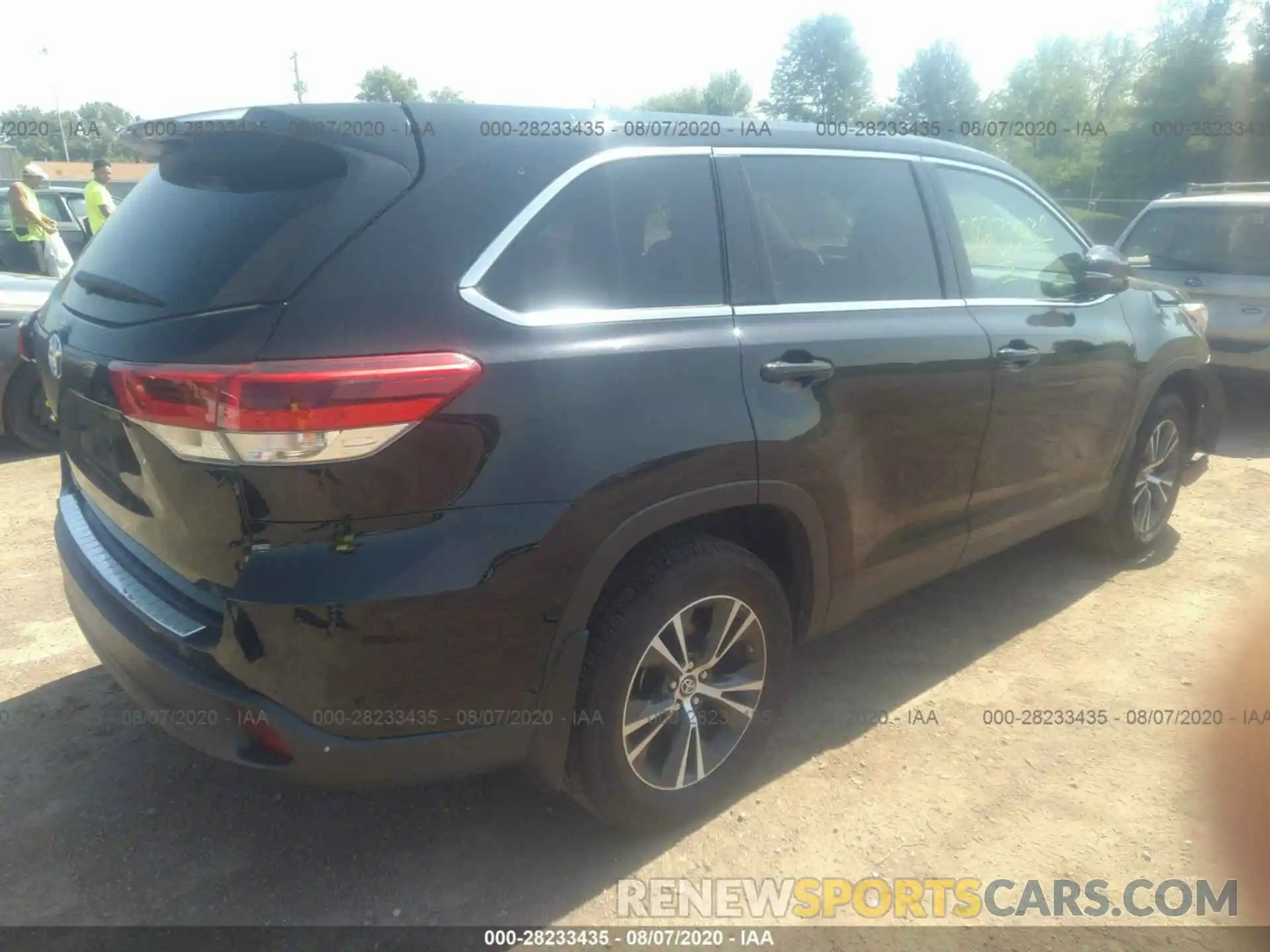 4 Фотография поврежденного автомобиля 5TDZARFHXKS055772 TOYOTA HIGHLANDER 2019