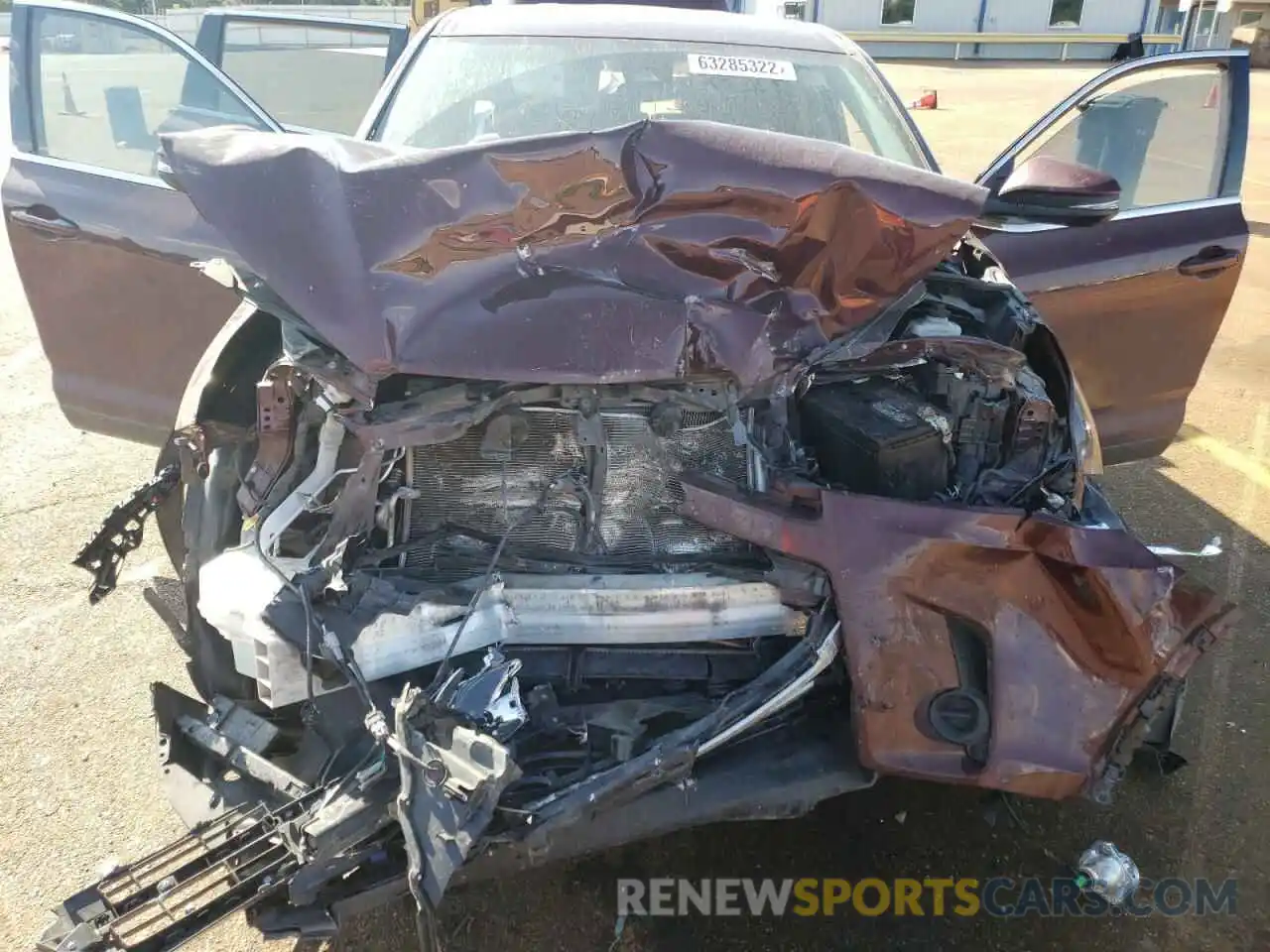 7 Photograph of a damaged car 5TDZARFHXKS060549 TOYOTA HIGHLANDER 2019