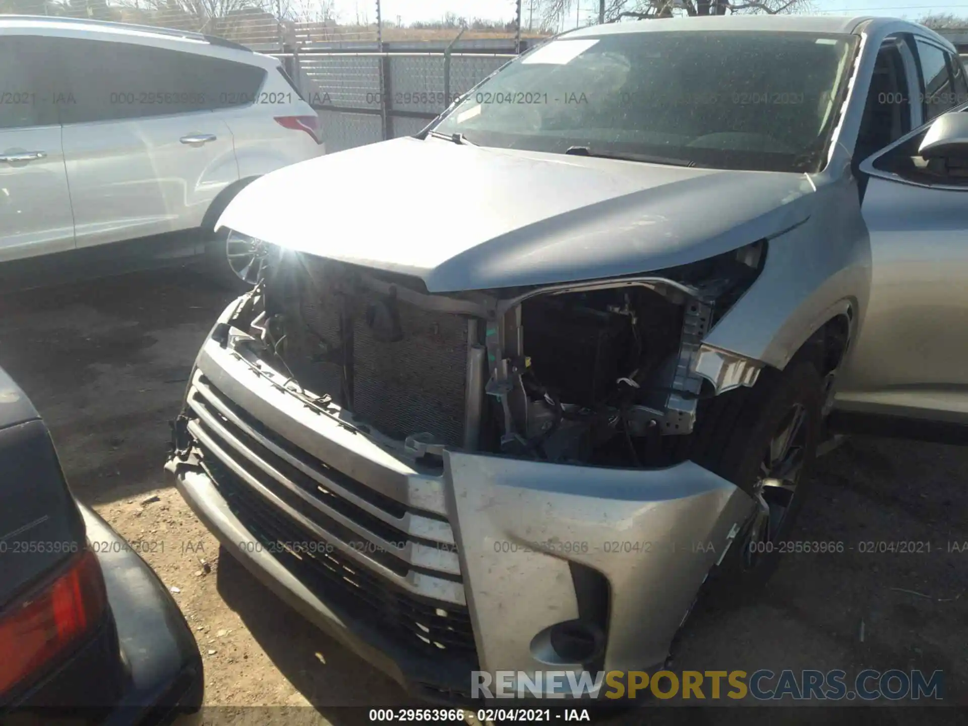 6 Photograph of a damaged car 5TDZZRFH0KS302600 TOYOTA HIGHLANDER 2019