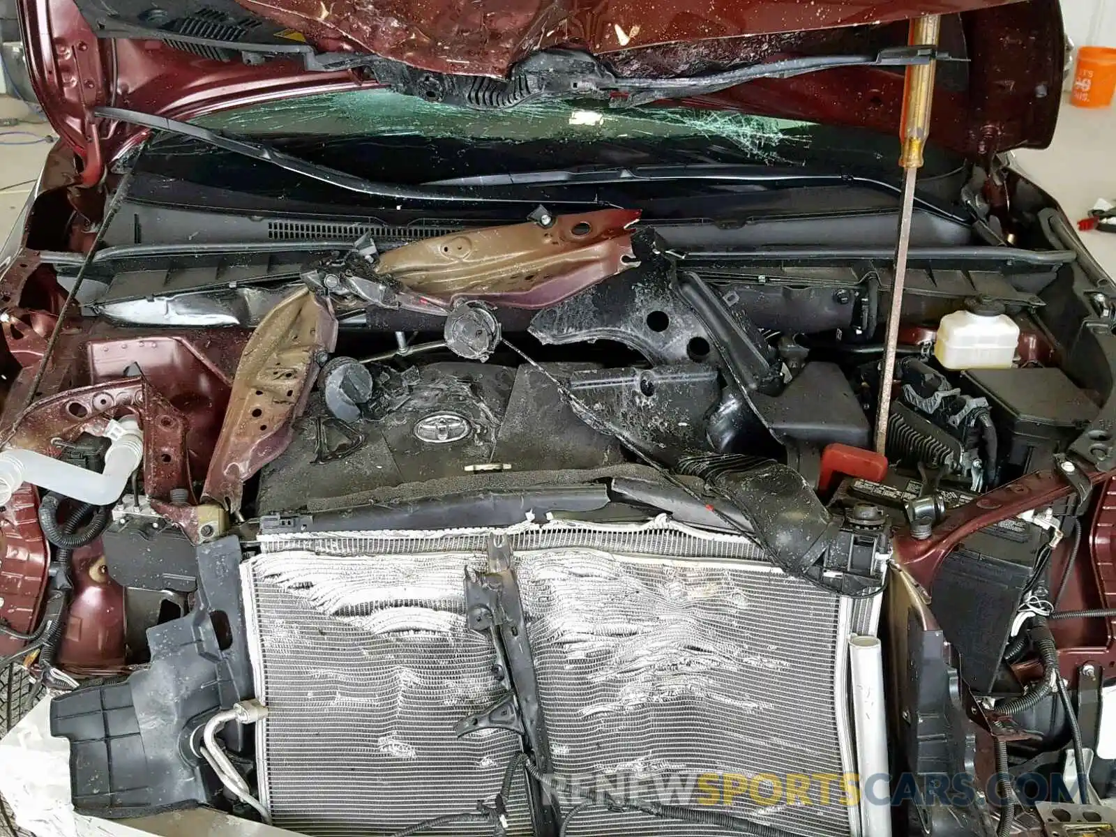 7 Photograph of a damaged car 5TDZZRFH0KS303116 TOYOTA HIGHLANDER 2019