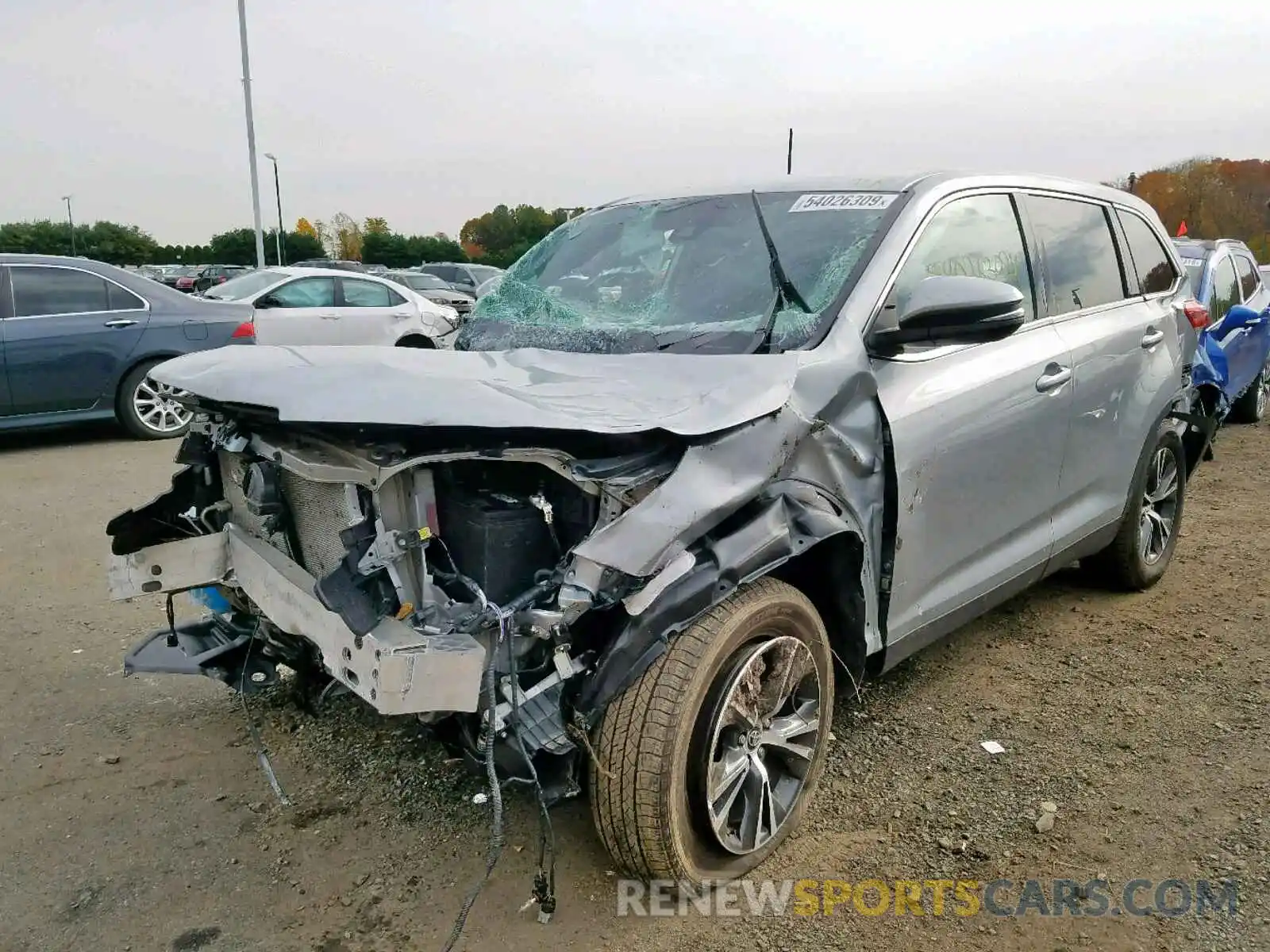 2 Фотография поврежденного автомобиля 5TDZZRFH0KS304167 TOYOTA HIGHLANDER 2019