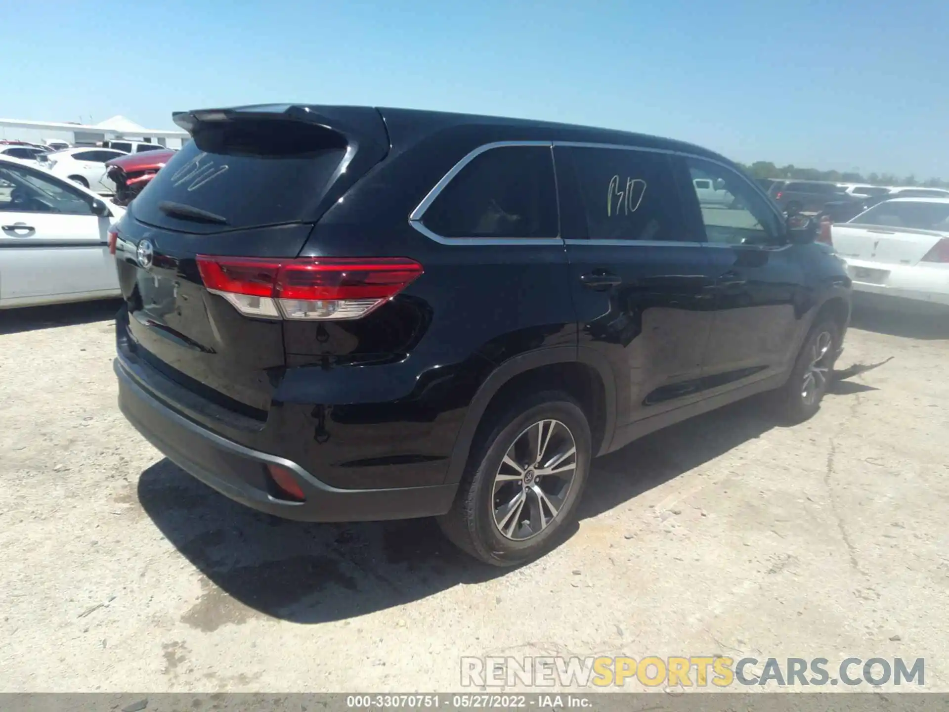 4 Фотография поврежденного автомобиля 5TDZZRFH0KS307442 TOYOTA HIGHLANDER 2019