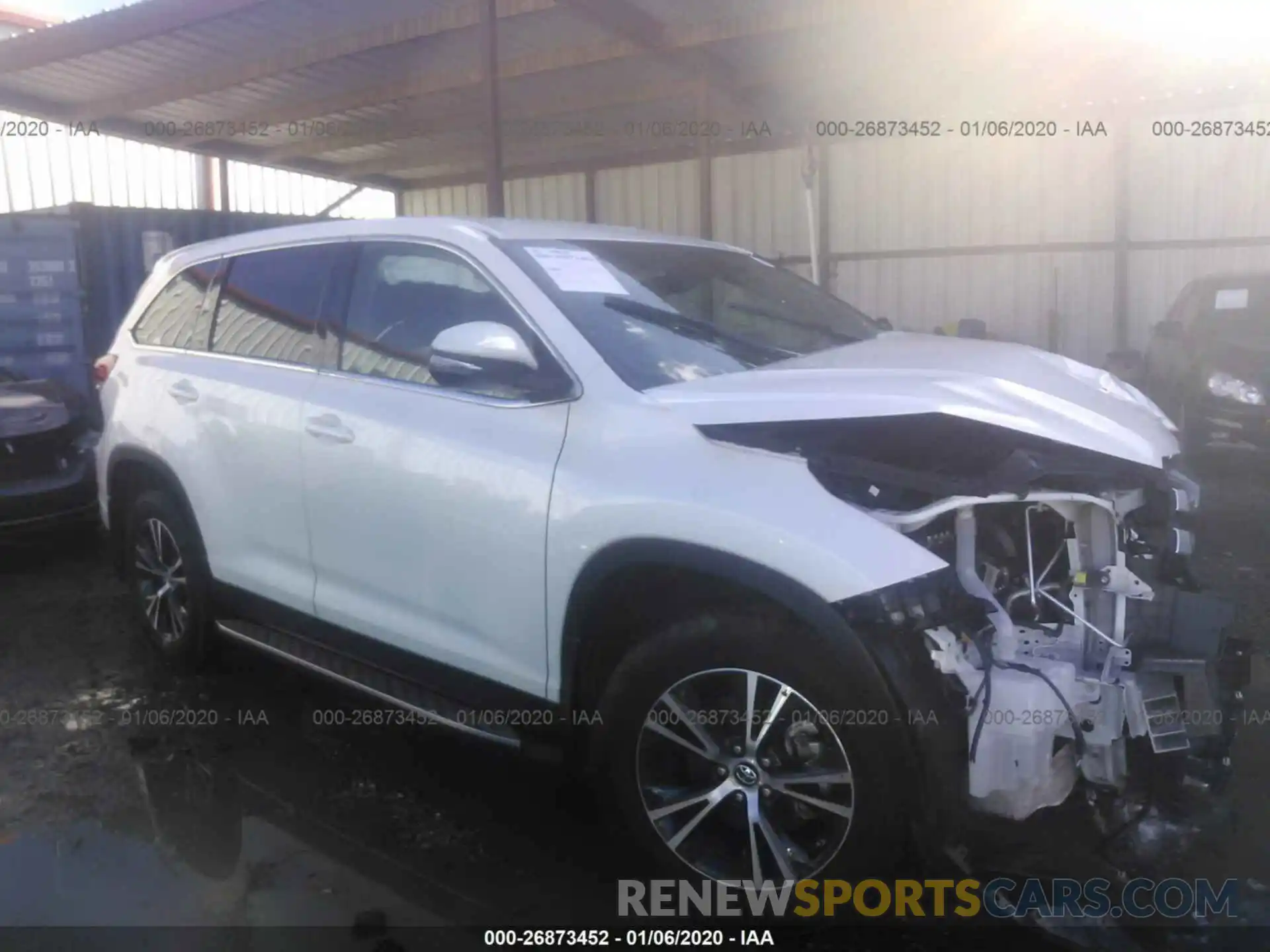 1 Photograph of a damaged car 5TDZZRFH0KS311670 TOYOTA HIGHLANDER 2019