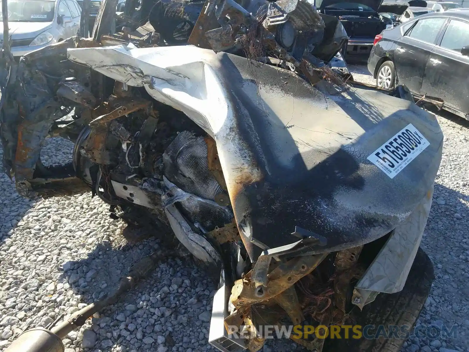 7 Photograph of a damaged car 5TDZZRFH0KS340909 TOYOTA HIGHLANDER 2019