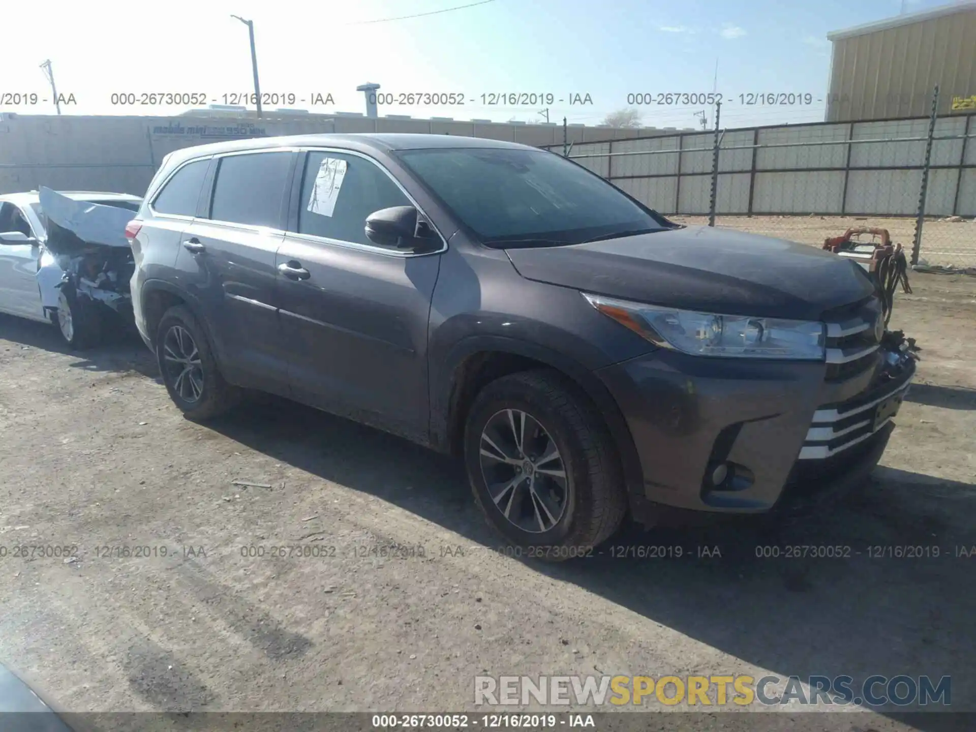 1 Photograph of a damaged car 5TDZZRFH0KS347617 TOYOTA HIGHLANDER 2019